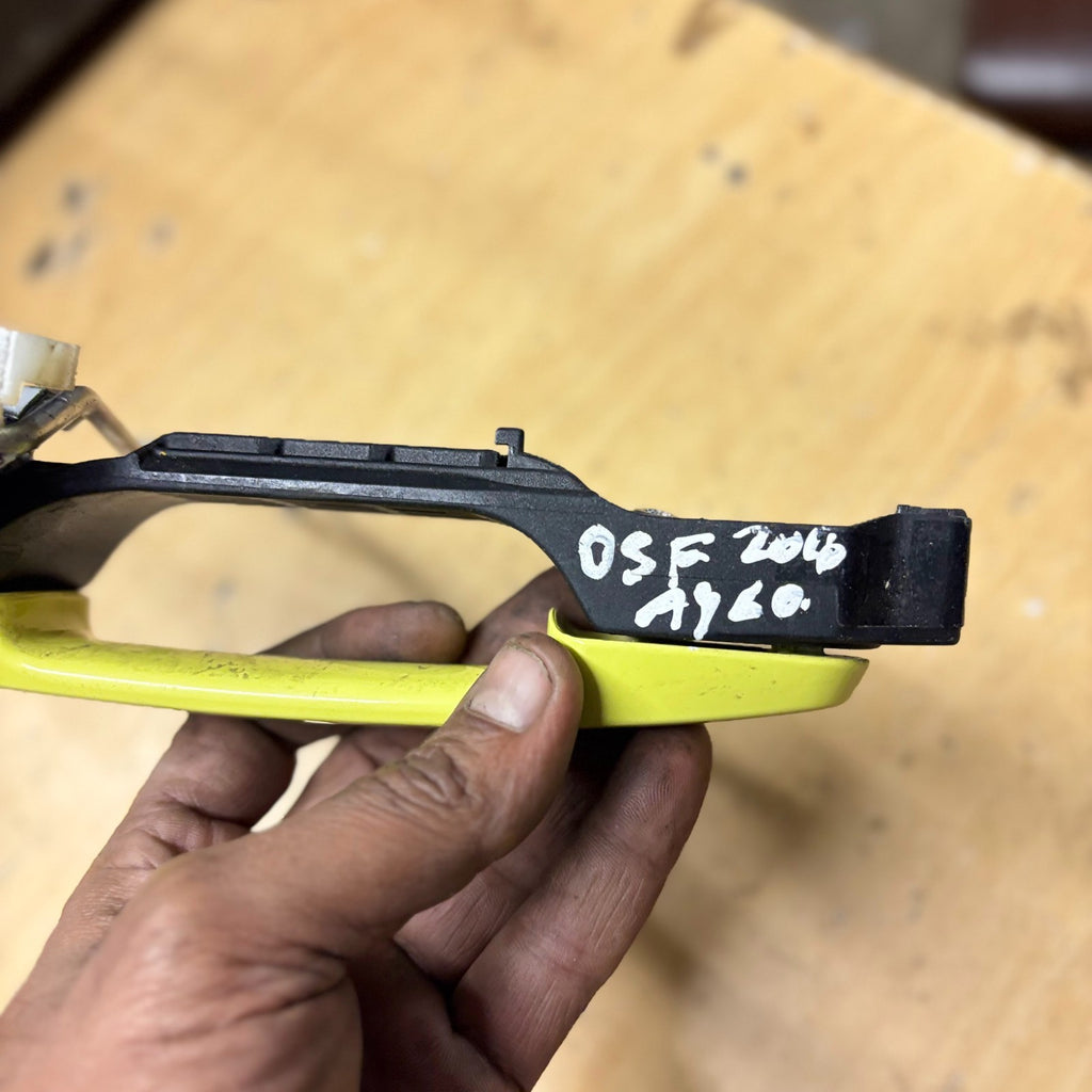 Toyota Aygo Mk2 AB40 2014-2021 Right Front Exterior Door Handle 69211-0H900