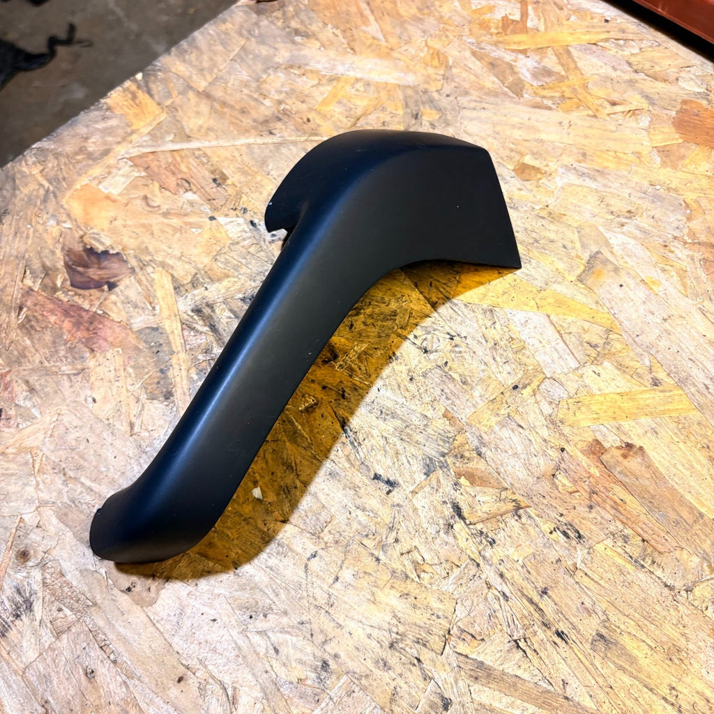 VW GOLF 2008-2012 Mk6 PASSENGER SIDE FRONT INNER DOOR PULL TRIM 1K0868039A