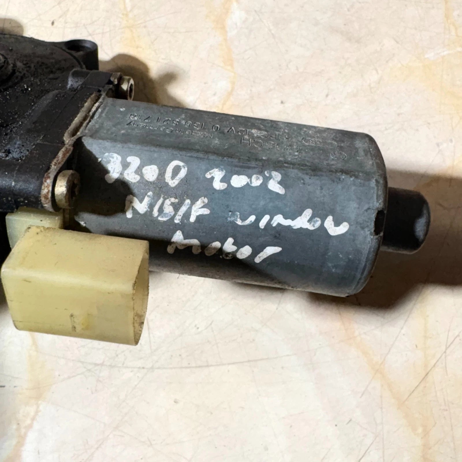 BMW 3 Series E46 320d 1998-05 Window Regulator Motor Front Left Side 0130821716