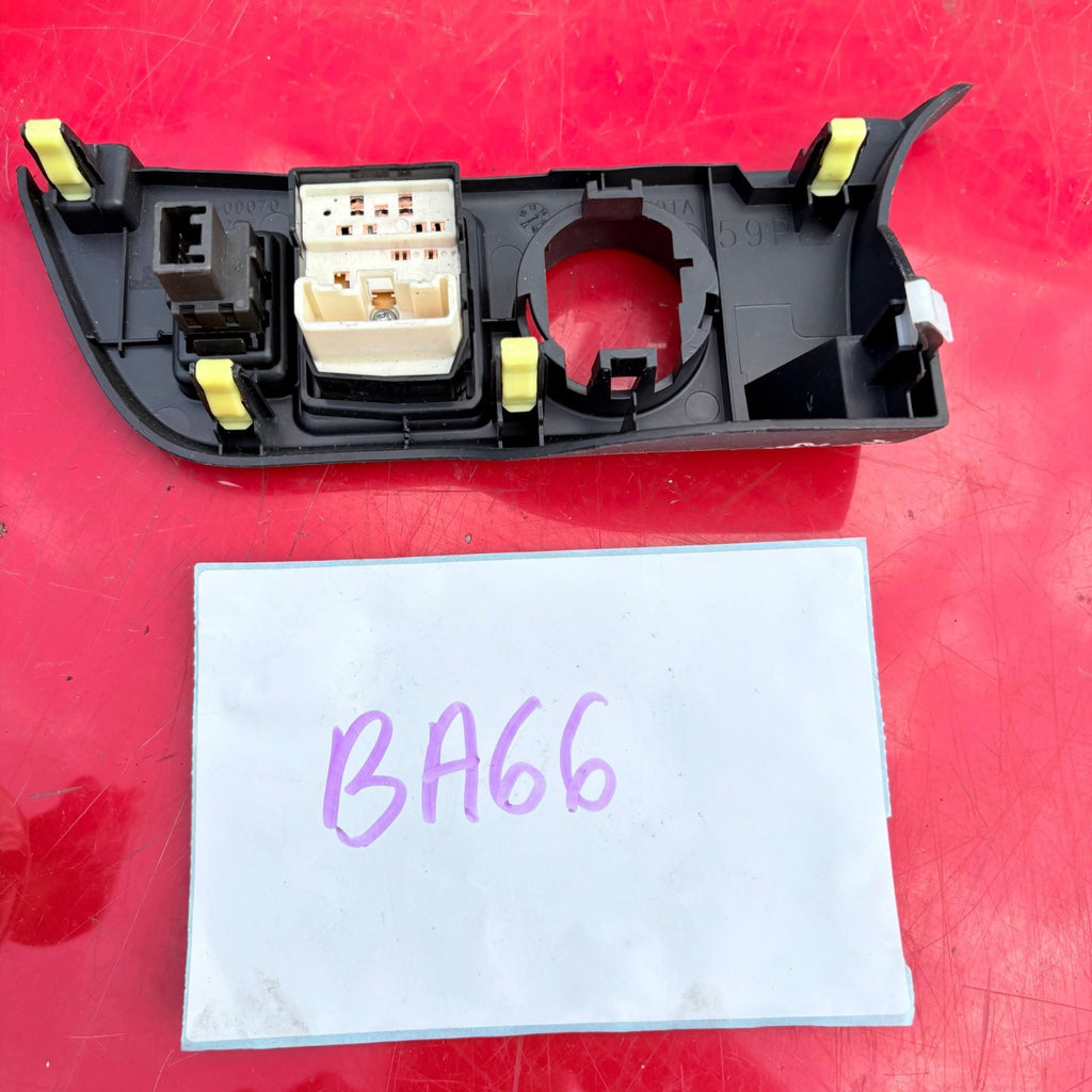 2014 TOYOTA YARIS Hybrid WING MIRROR START SWITCHES 55446-0D070
