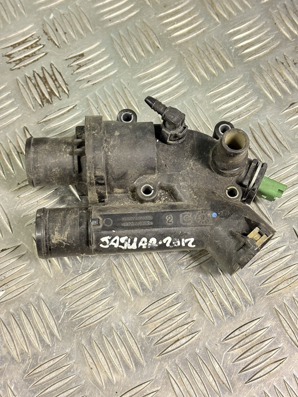 RANGE ROVER EVOQUE 2.2 DIESEL WATER FLANGE THERMOSTAT HOUSING 9657182080