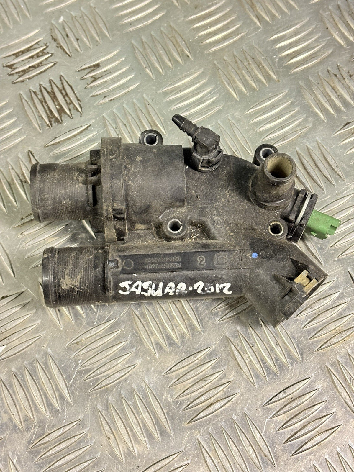 RANGE ROVER EVOQUE 2.2 DIESEL WATER FLANGE THERMOSTAT HOUSING 9657182080