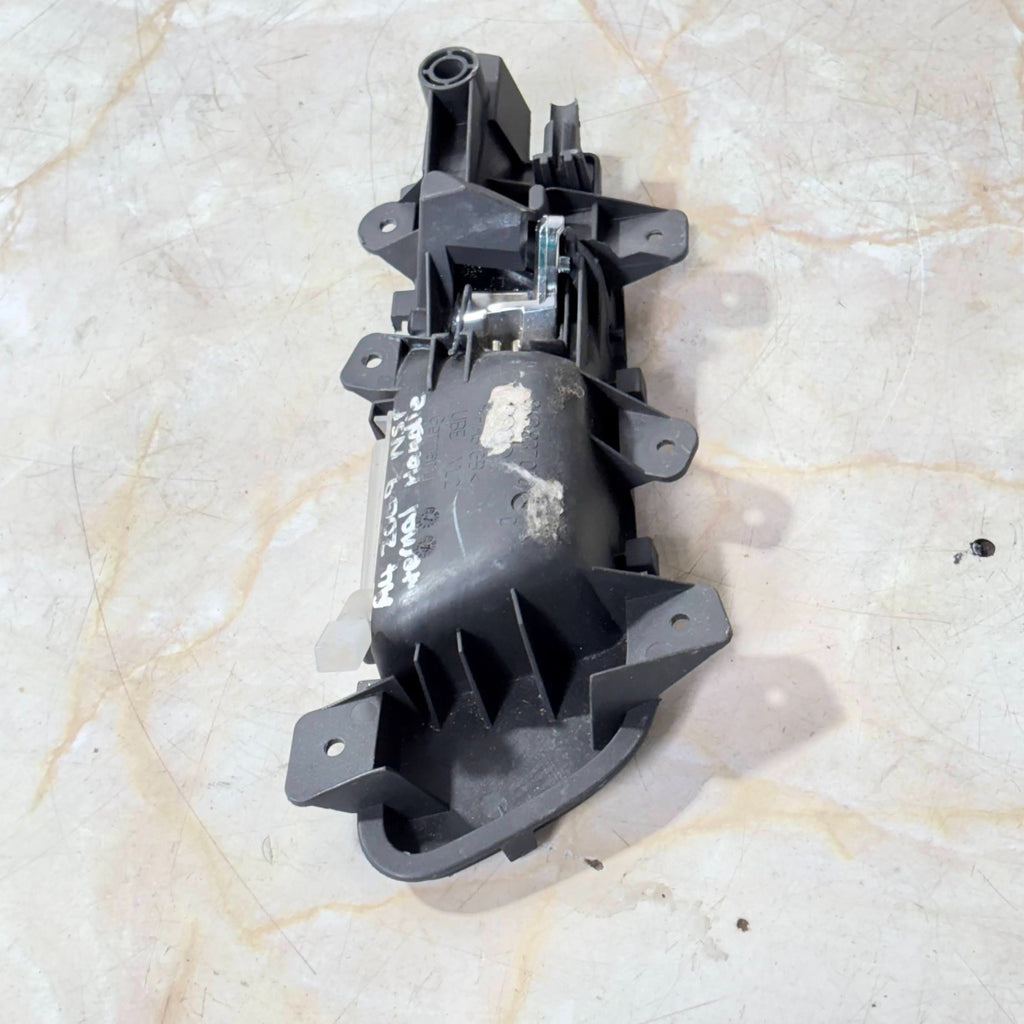 Audi A4 2009 Passenger Nearside Front Inner Door Handle
