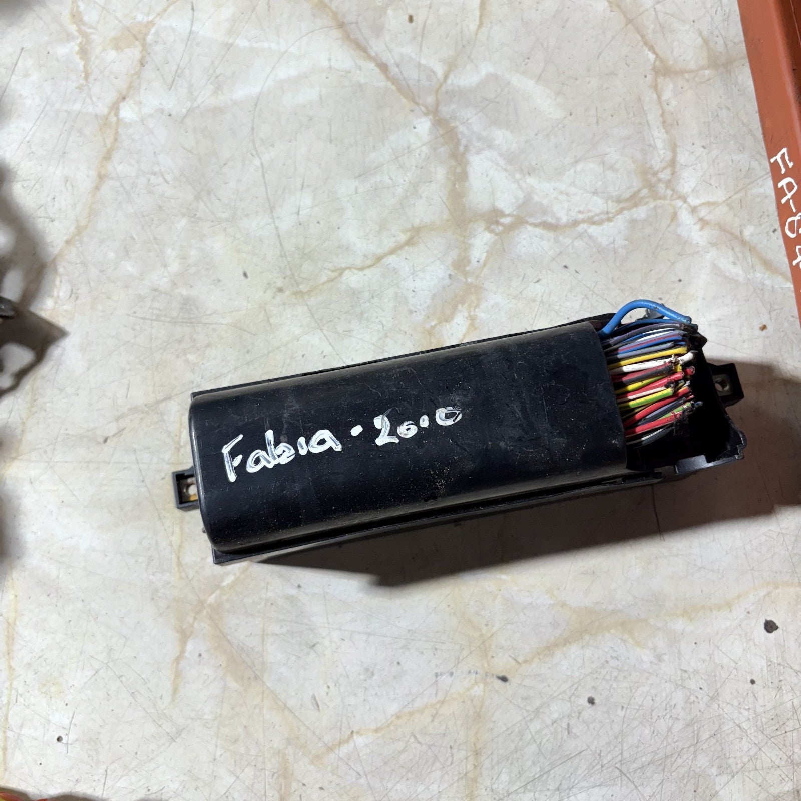 2010 SKODA FABIA Fuse Box