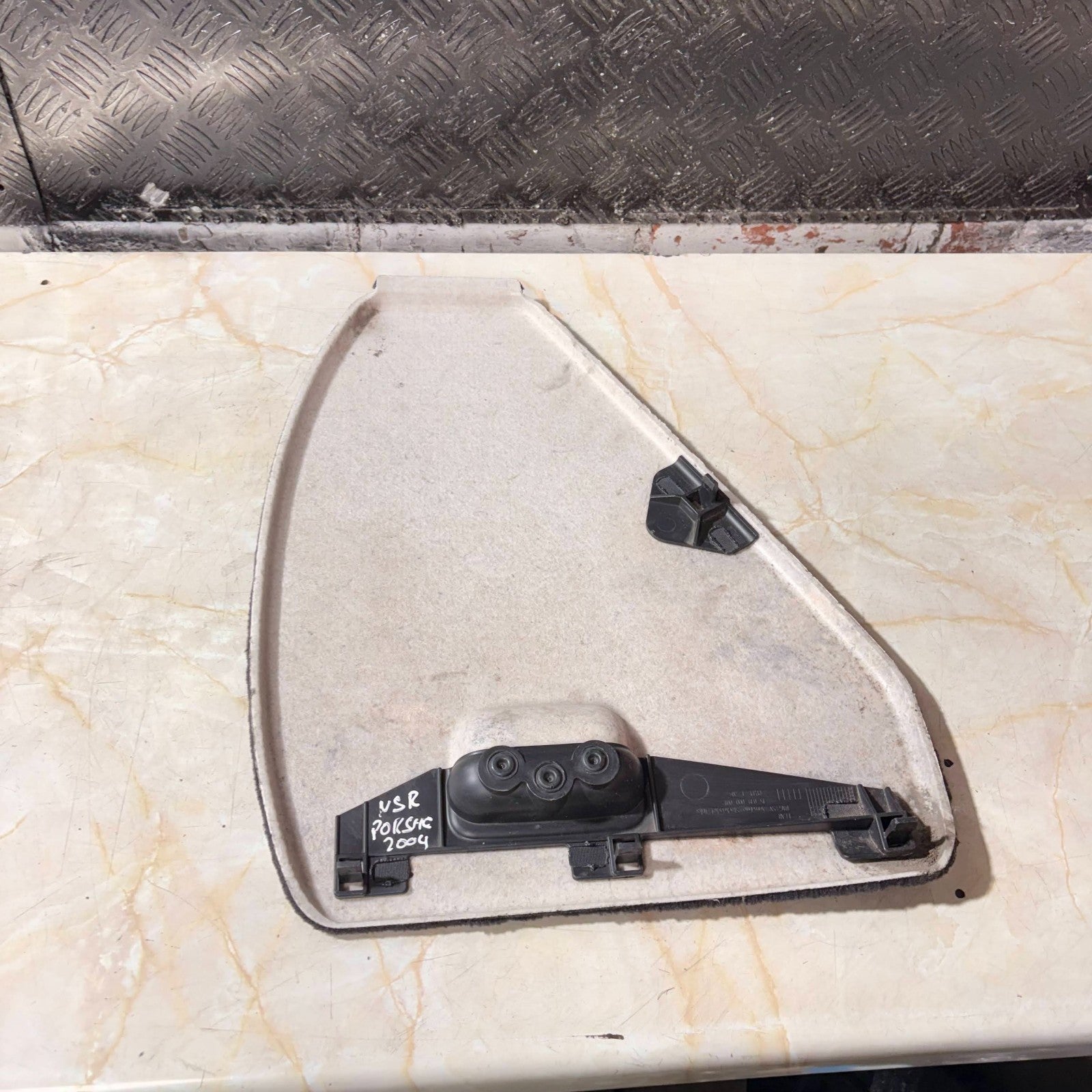 PORSCHE CAYENNE 955 2002-2007 REAR LEFT N/S BOOT STORAGE COVER 15039000001