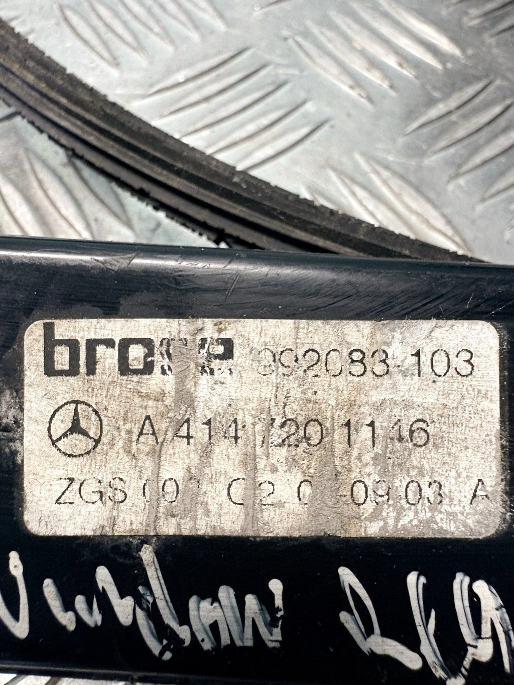 FENSTERHEBER ELEKTR. RECHTS VORNE Mercedes-Benz Vaneo (W414) A4147201146