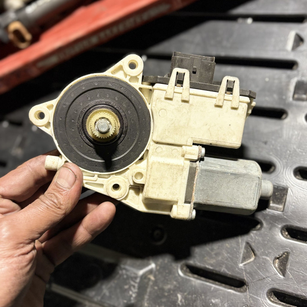 Citroen C4 2004-2010 Window Motor Driver Side Rear Right