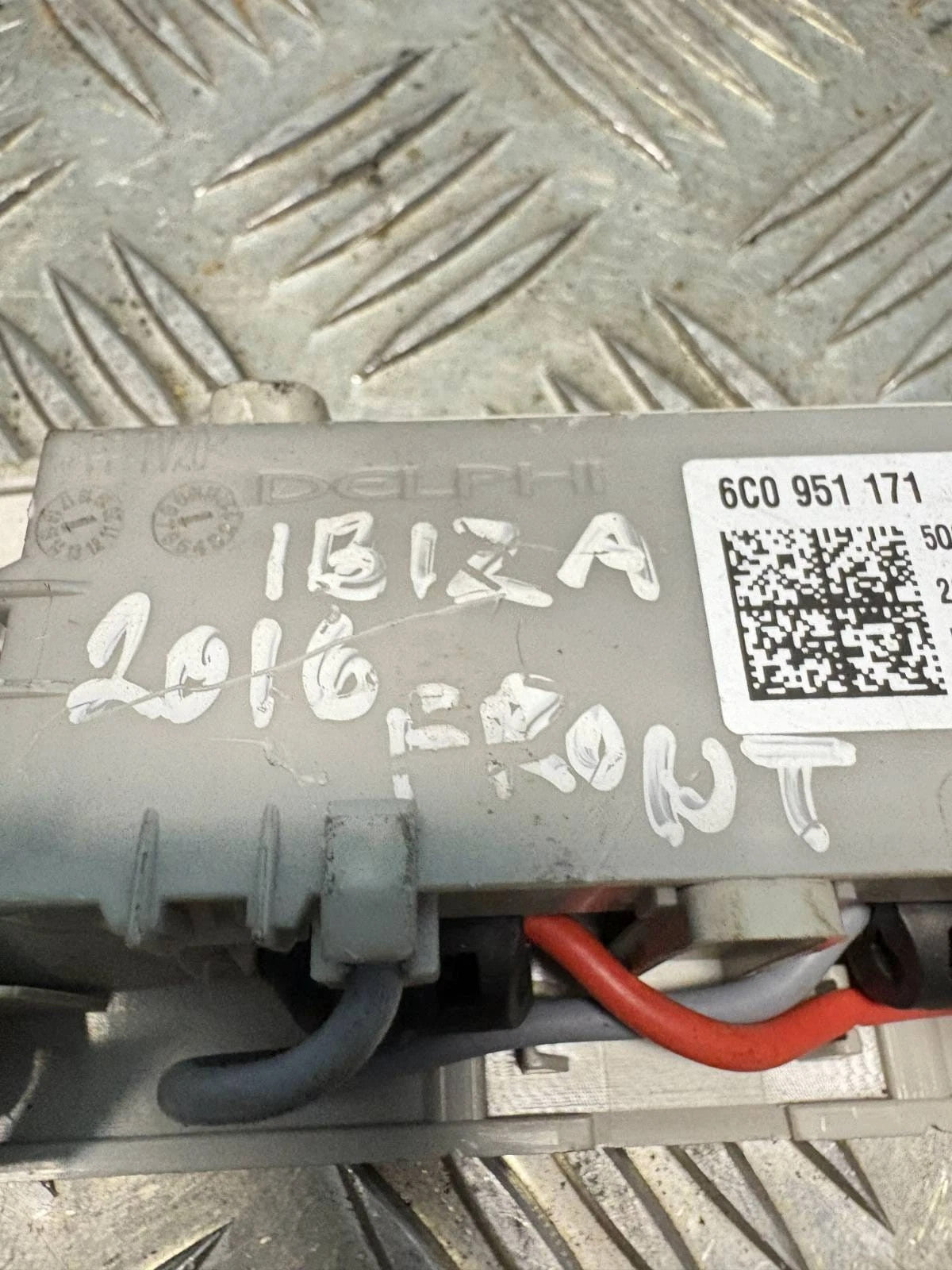 VW SEAT IBIZA 6J MK5 INTERIOR ULTRASOUND ALARM SENSOR 6J0877829 - 2016