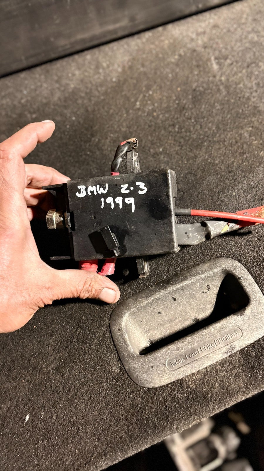 1999 BMW 2.3 BATTERY CABLE RELAY CONTROL MODULE