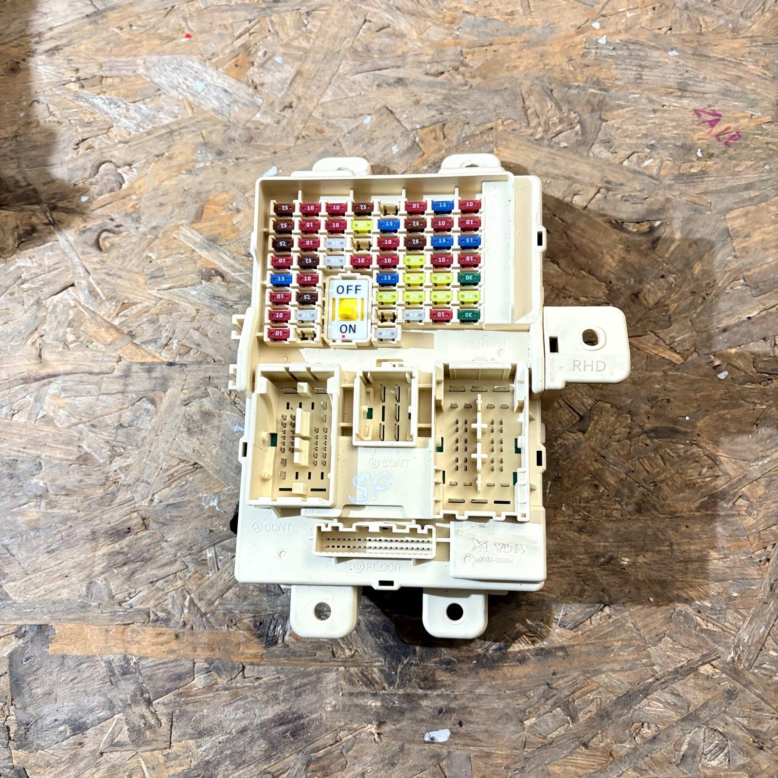 KIA SPORTAGE MK4 QL DASH FUSE BOX JUNCTION BOX MODULE 91955-D9940