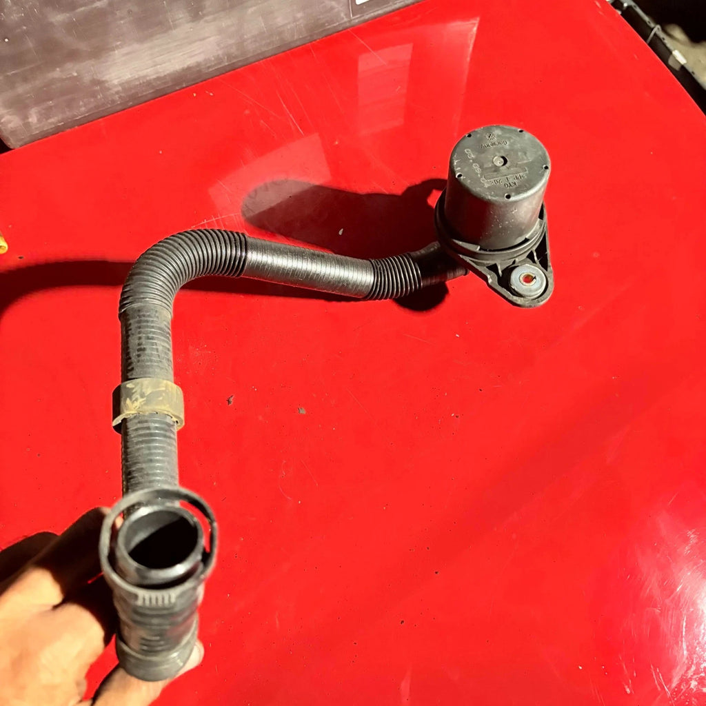 PORSCHE 2004 Air Intake Tube