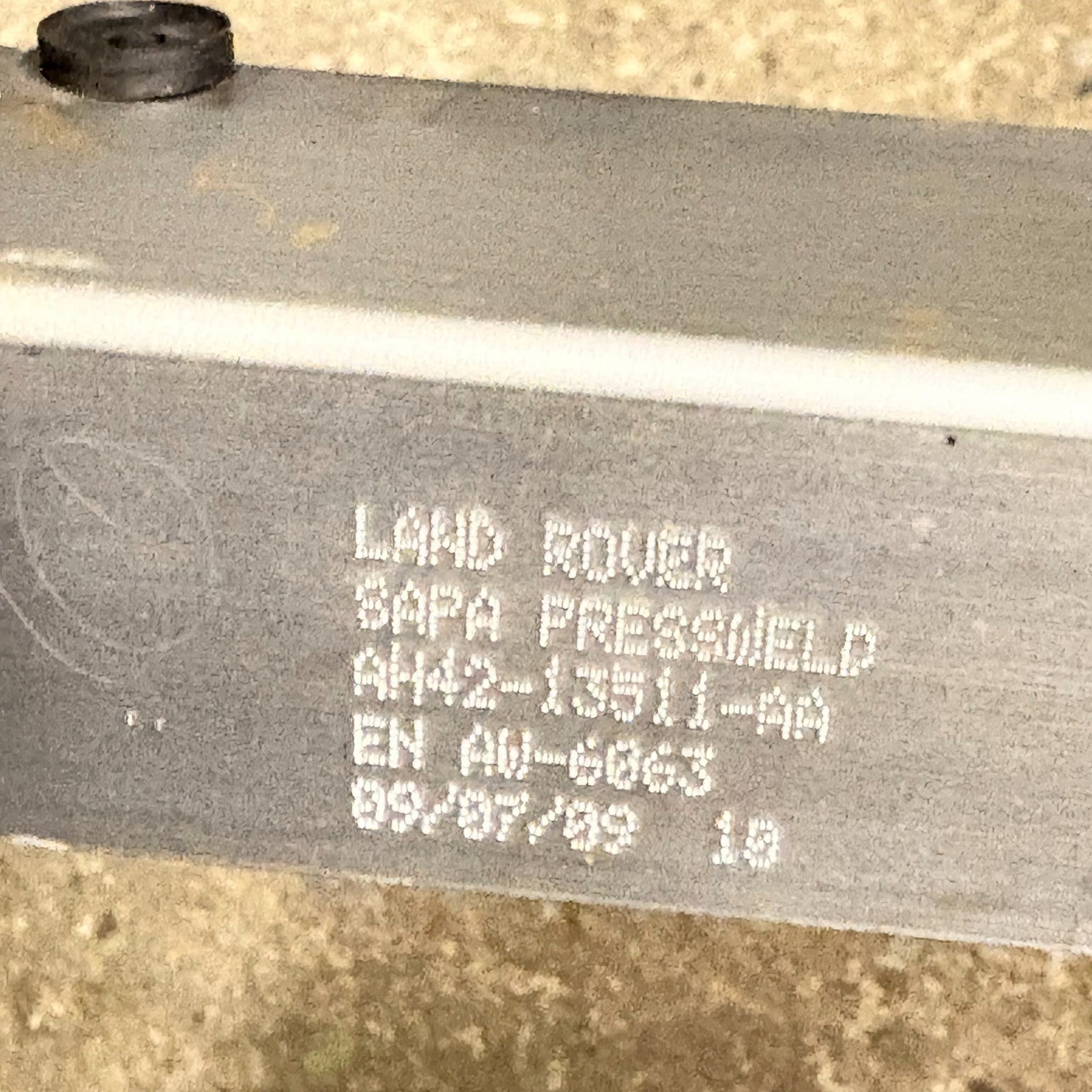 2010 RANGE ROVER L322 LEFT REAR SHELF PLATE SUPPORT PANEL AH42-13511-AA AW-6063