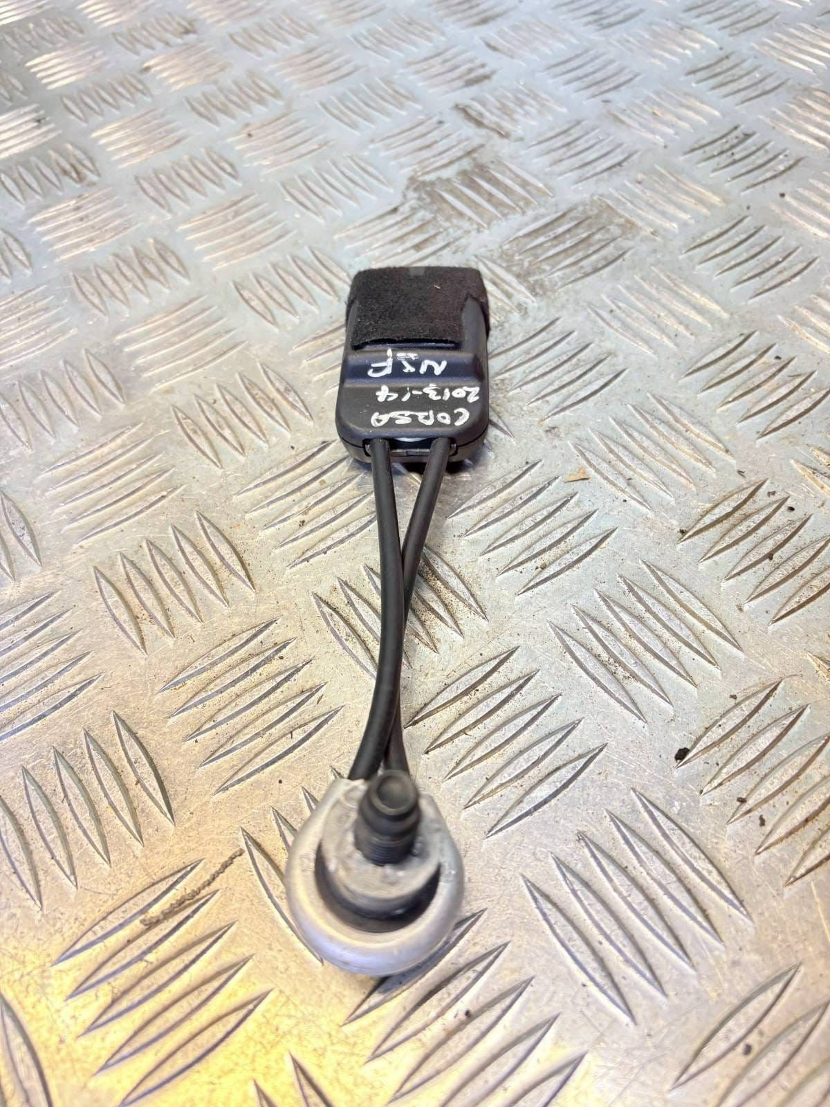 2013-14 VAUXHALL CORSA D PASSENGER SIDE FRONT SEAT BELT BUCKLE 13240226 (CD1)