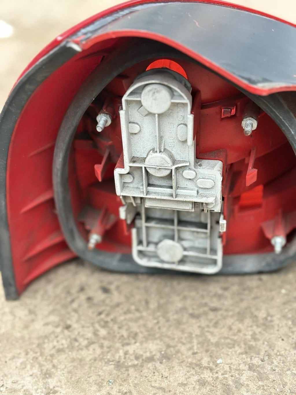 Audi A3 S3 8L 2000 Rear right rear tail light lamp 8L0945096 LDL16734