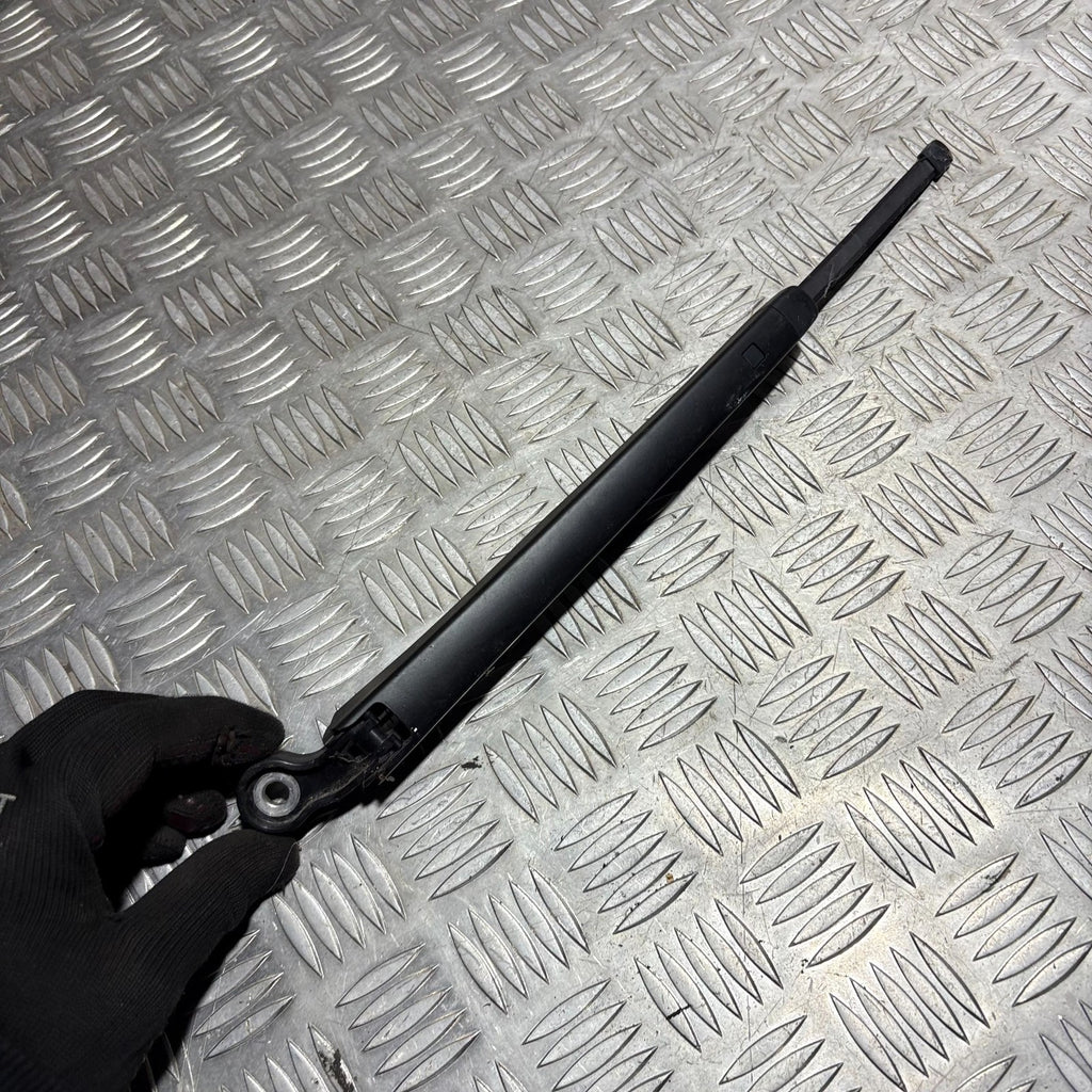2017-2021 VOLKSWAGEN POLO Rear Wiper Arm & Blade