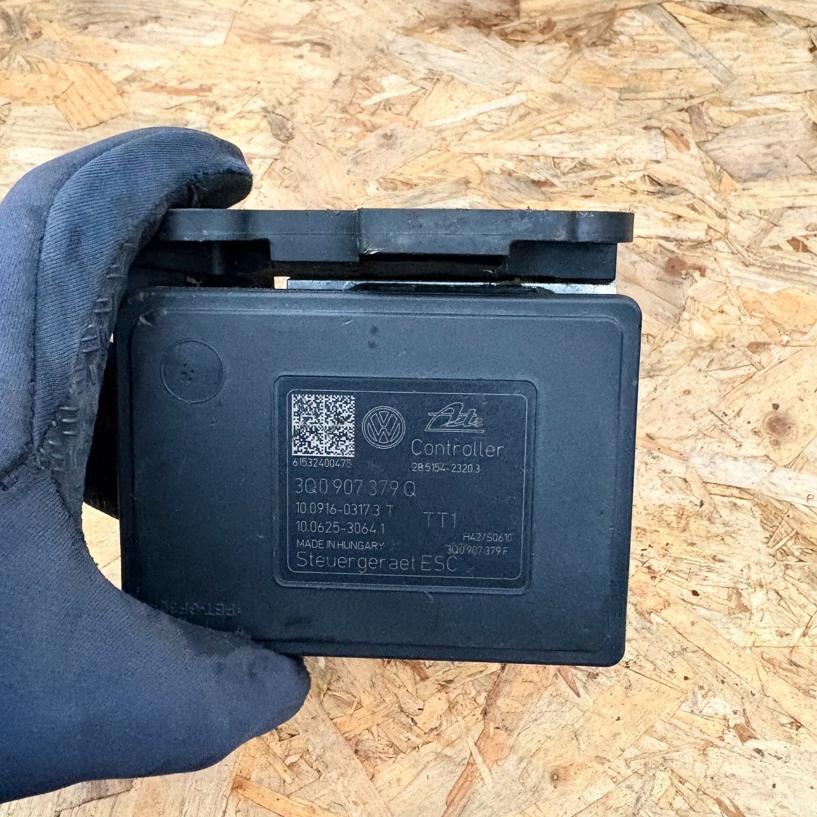 2015 Audi A3 Abs Pump Modulator Control Unit & SENSOR 3Q0 907 379 Q