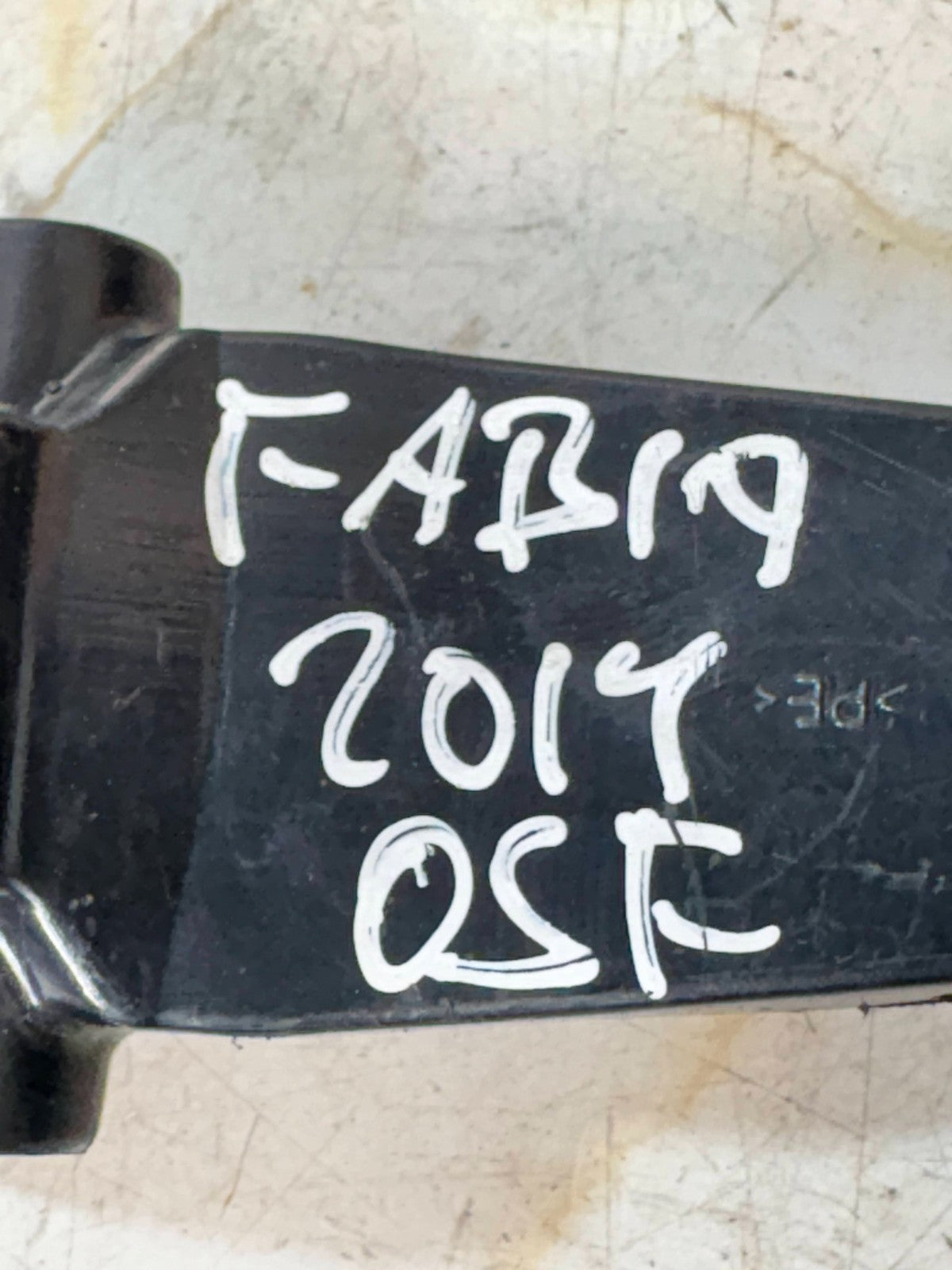 SKODA FABIA MK3 OSF CHECK STRAP CATCH 6V0837267