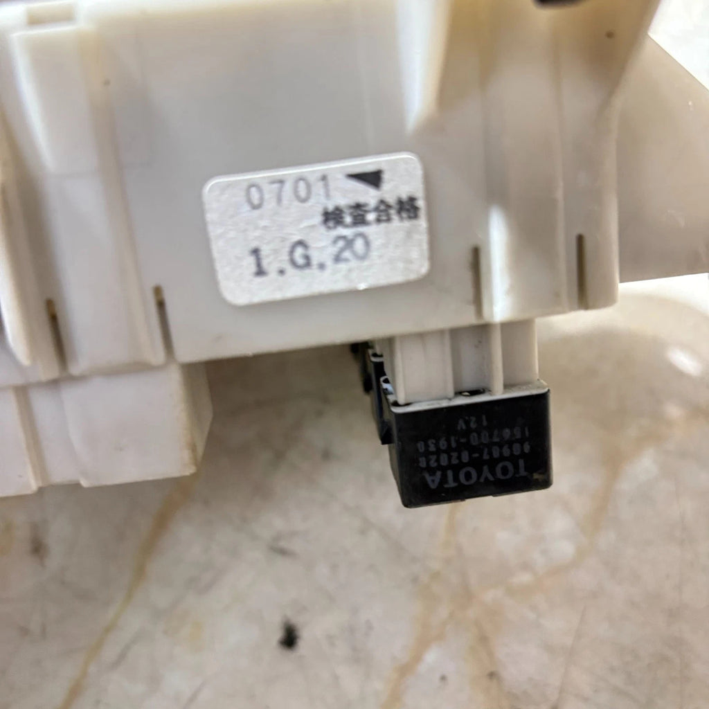 Toyota RAV4 Mk2 2001-2004 RHD Under Bonnet Fuse Box Relay Box Assembly