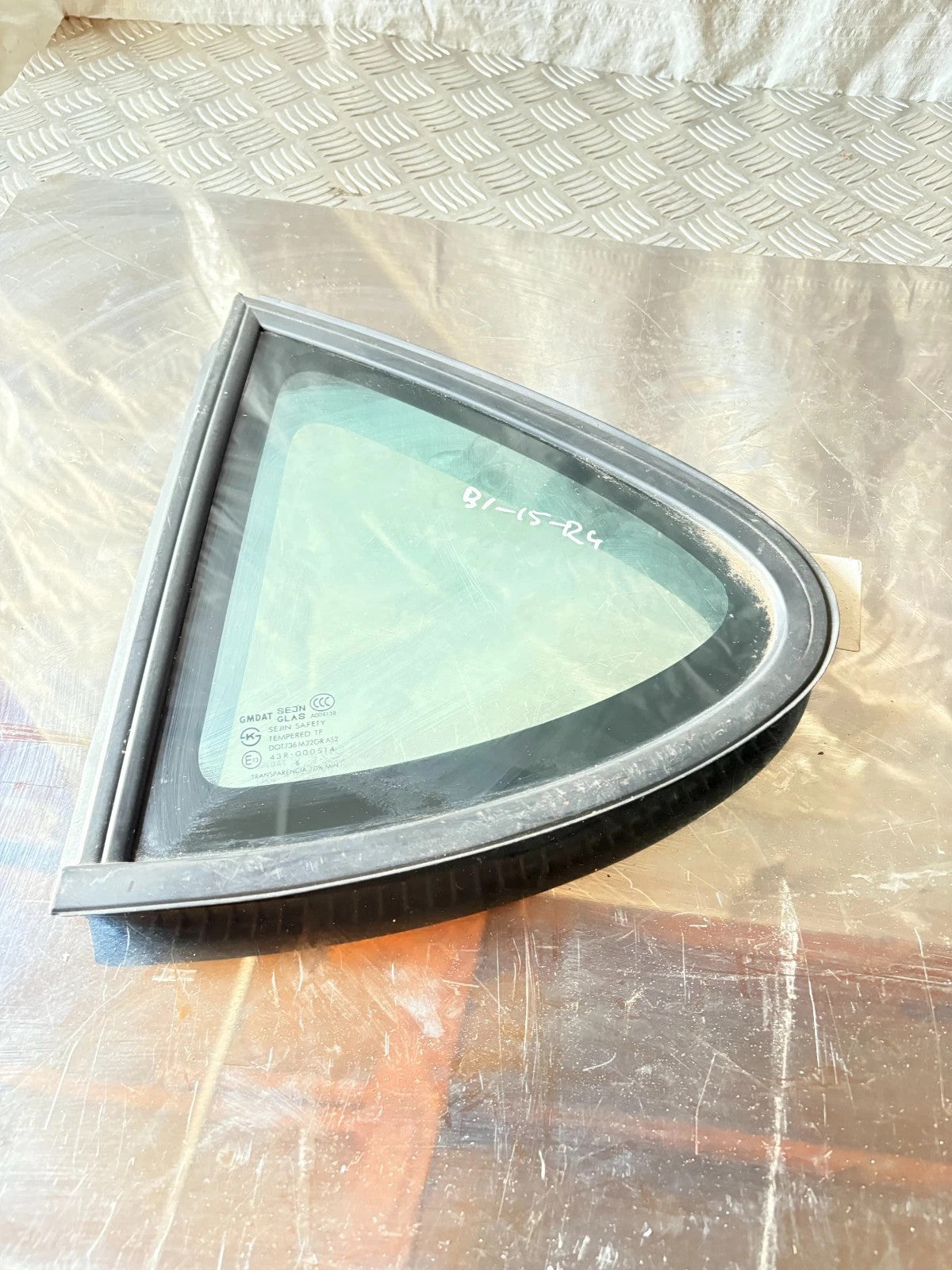 Chevrolet Tacuma 2004-2009 Quarter Front Left Door Window Glass 43R000514