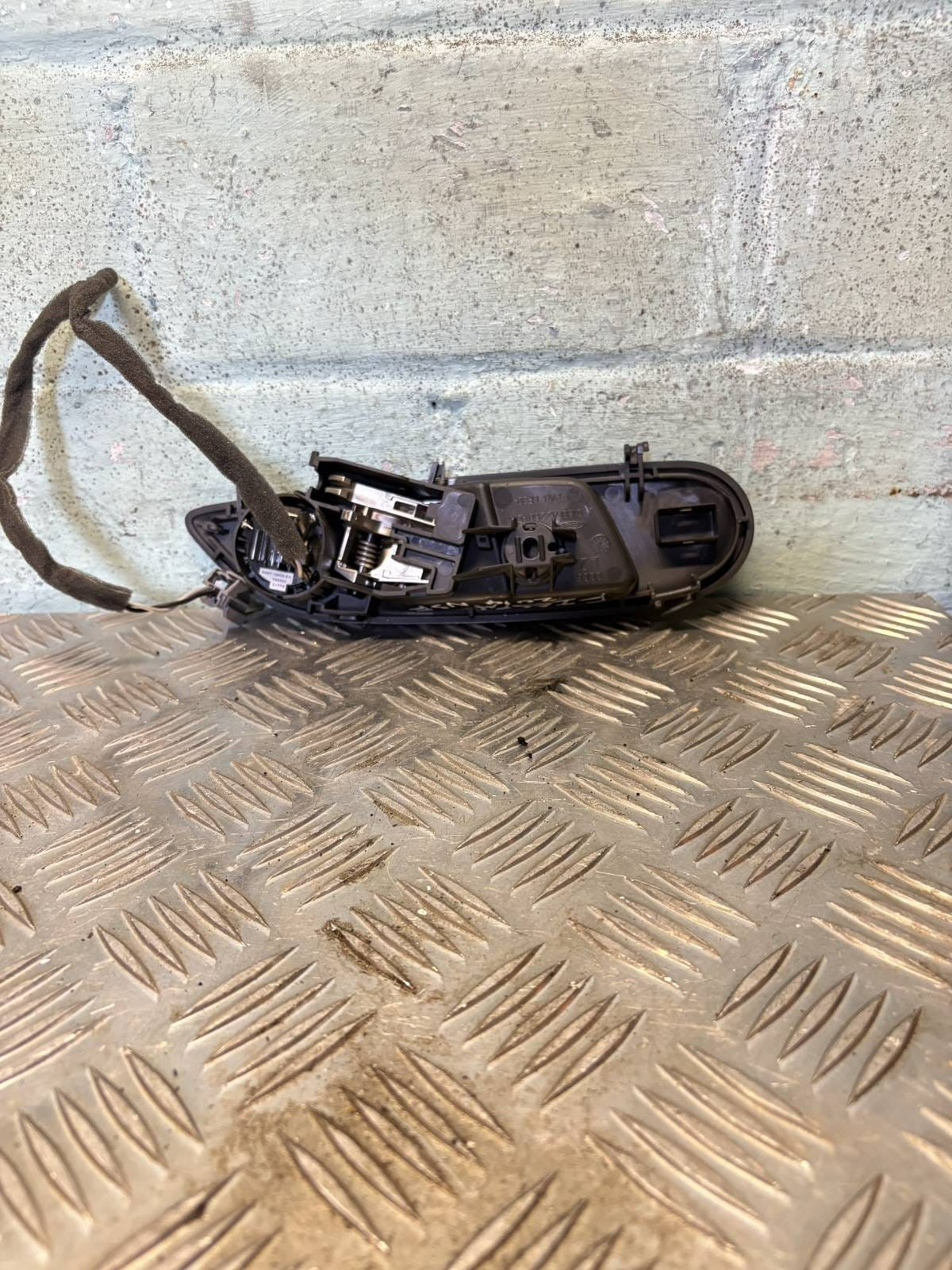 Ford Fiesta Passenger side front interior door handle C1BB-A22601-DAW 2014