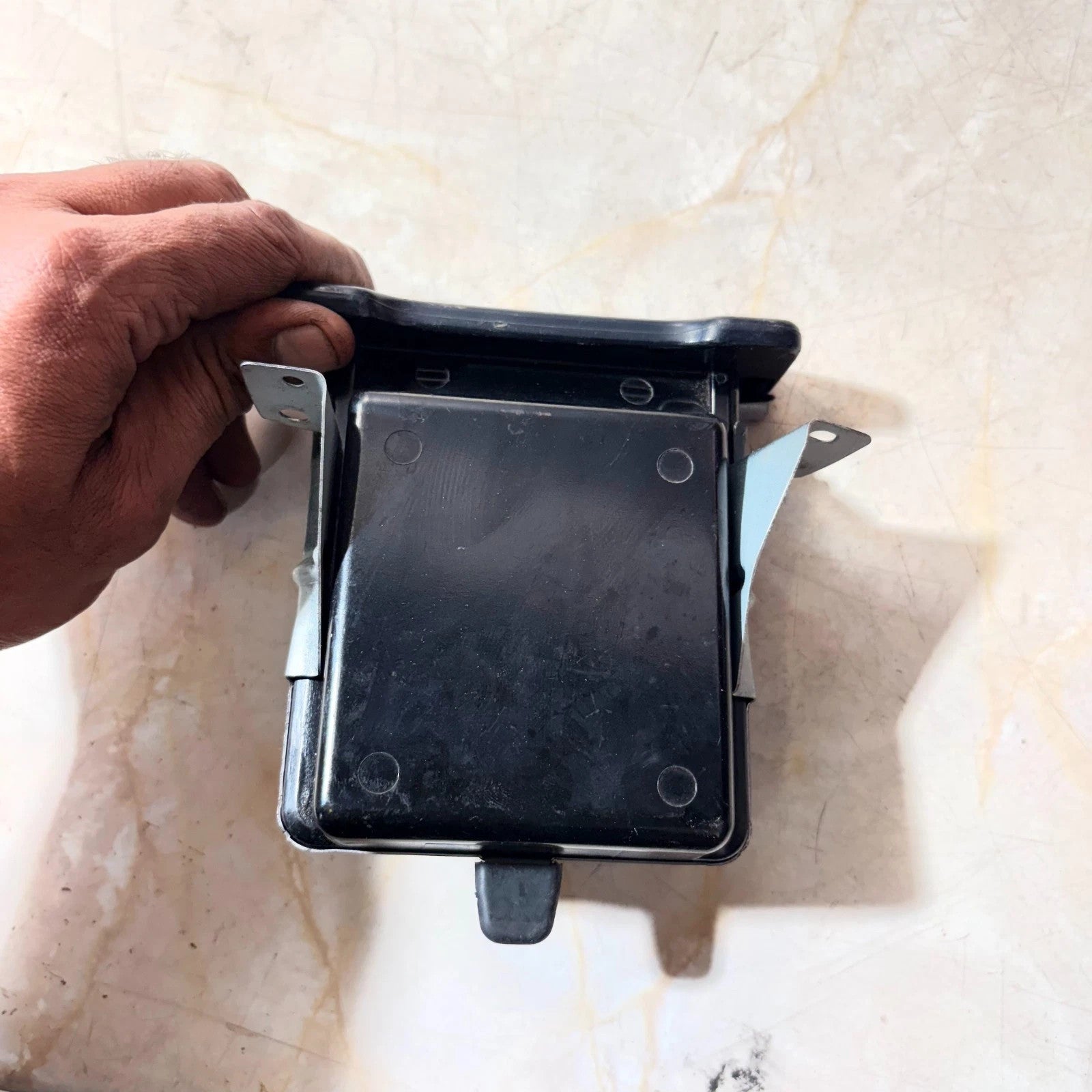 SUZUKI GRAND VITARA MK2 2001 ASHTRAY