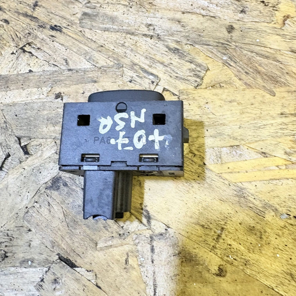 PEUGEOT 407 SW 3H Rear Left Side Door Window Switch 53269707 l 28695888 2004-11