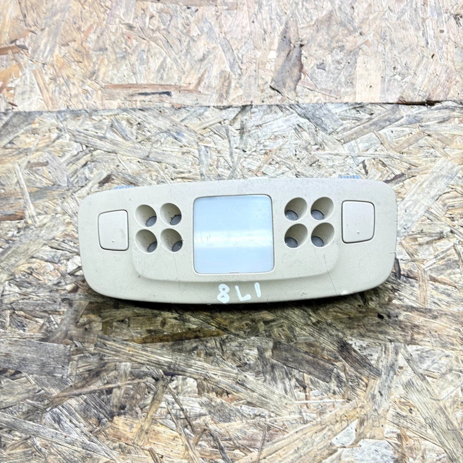 LEXUS IS 220D 06-10 REAR INTERIOR COURTESY LIGHT UNIT