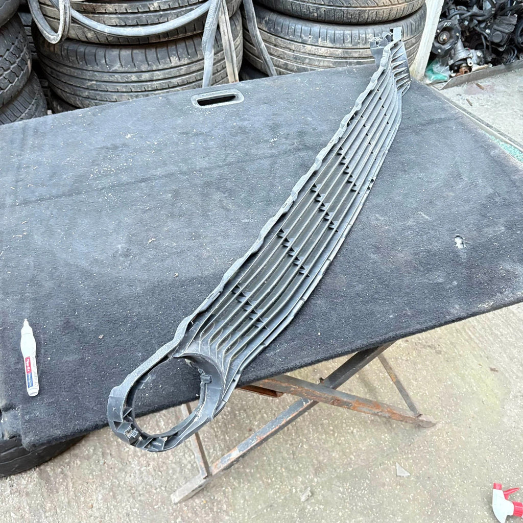 Toyota Aygo MK2 2014-2018 Front Bumper Lower Centre Grille 162041200100