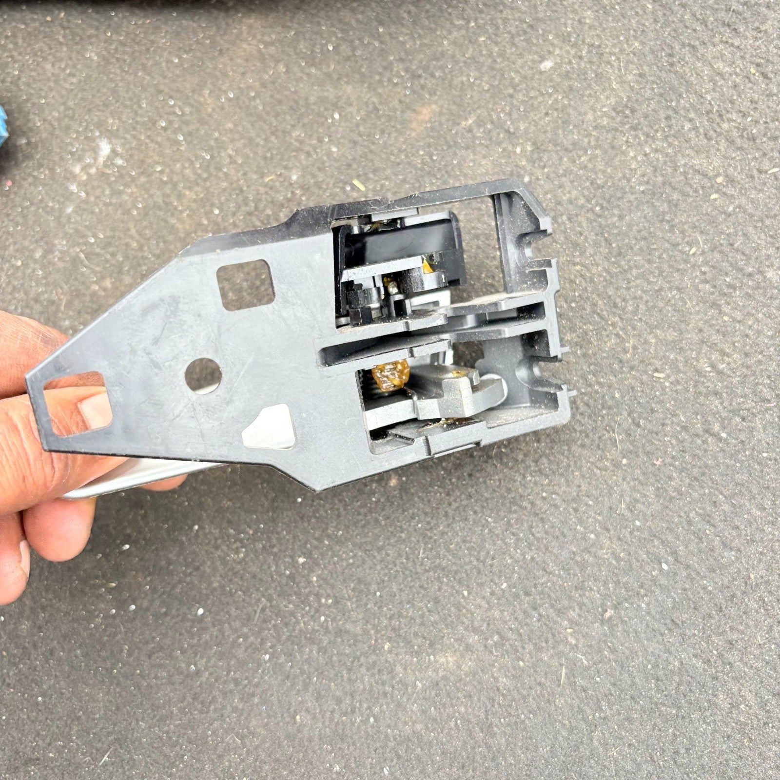 Toyota Prius Left Passenger Nearside Front Inner Door Handle 2015