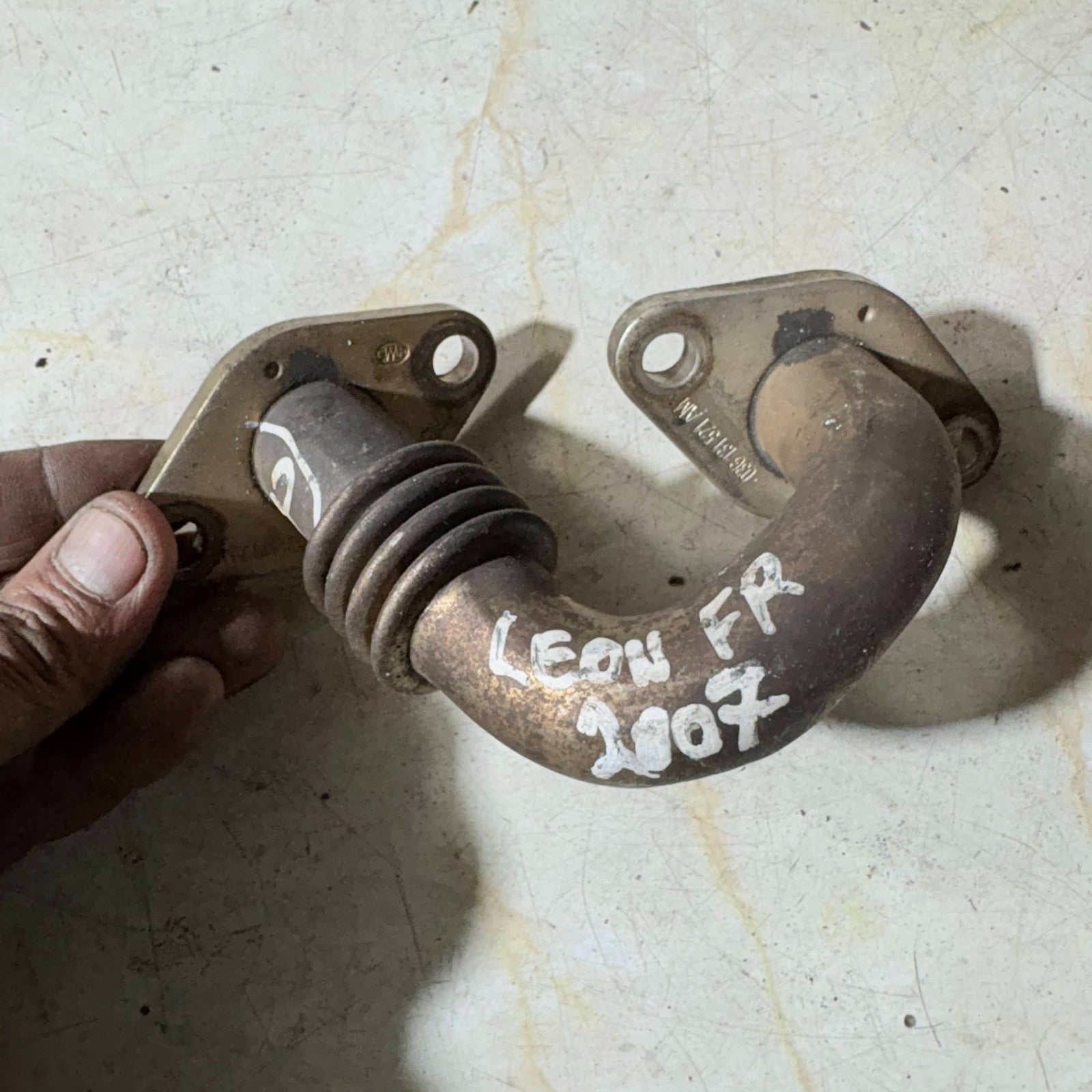 SEAT LEON FR 2007 EGR PIPE 03G131521AM 03G131521AM