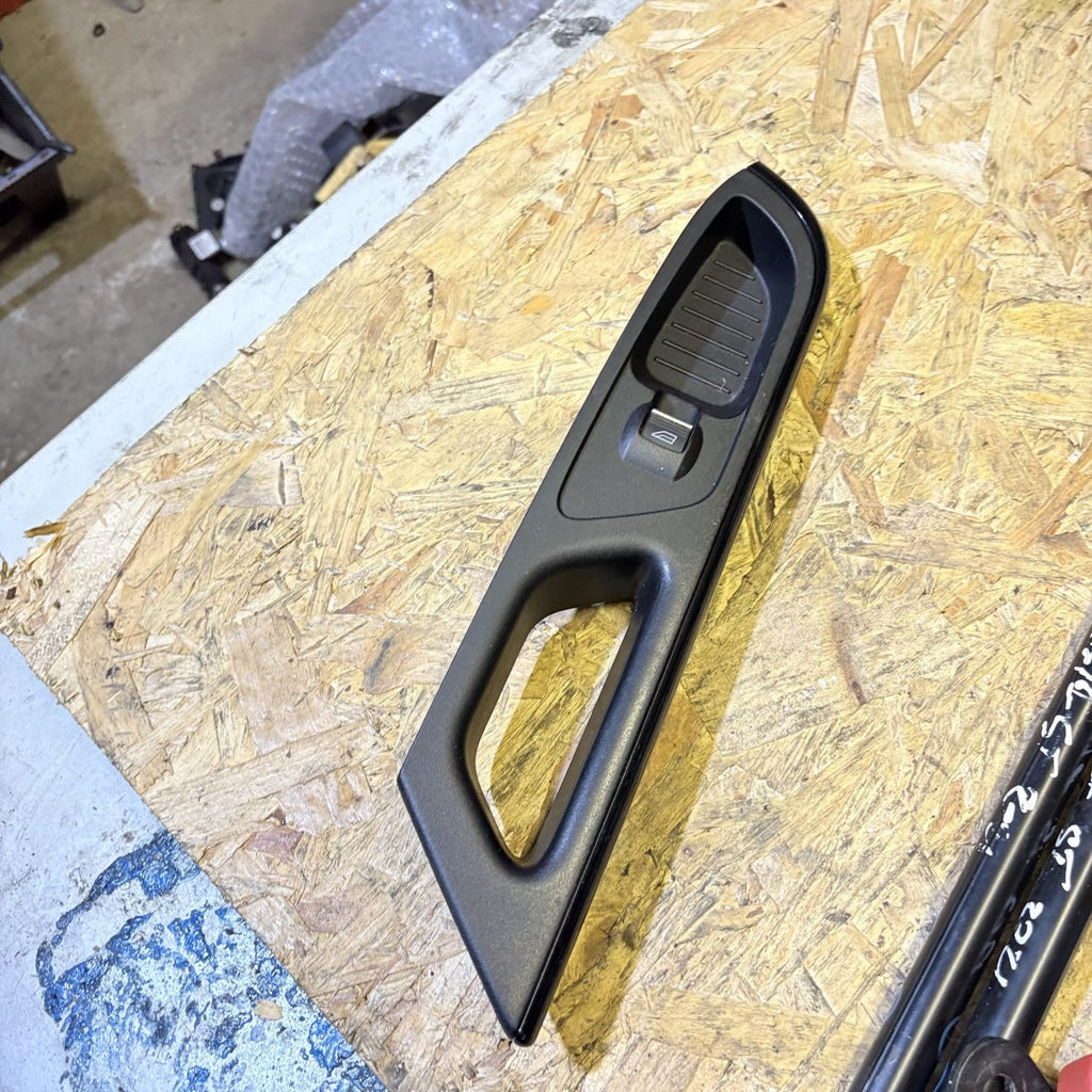Ford B-Max MK1 2012-2017 Front Left Door Handle Window Switch AV11-R240A41-BDW