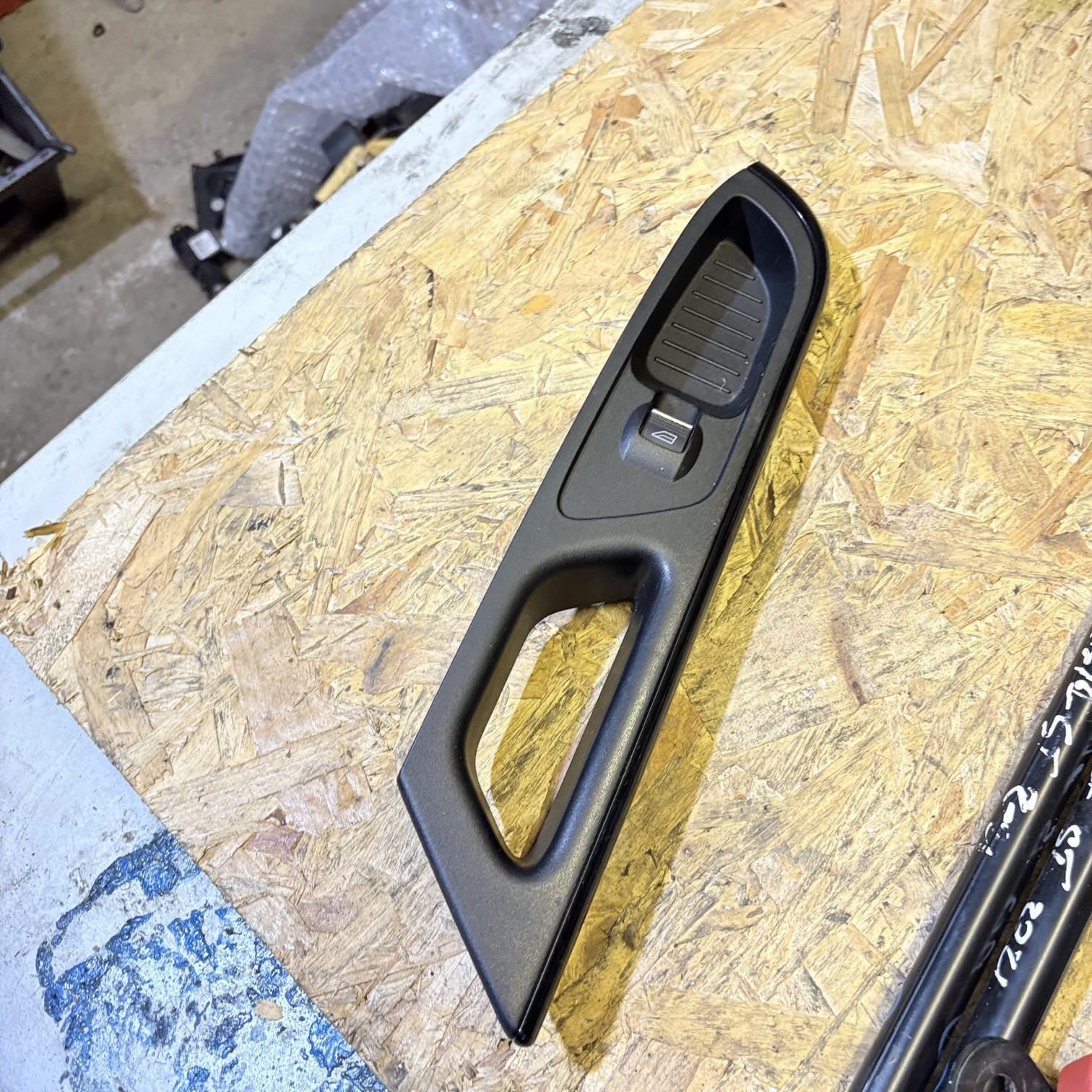 Ford B-Max MK1 2012-2017 Front Left Door Handle Window Switch AV11-R240A41-BDW