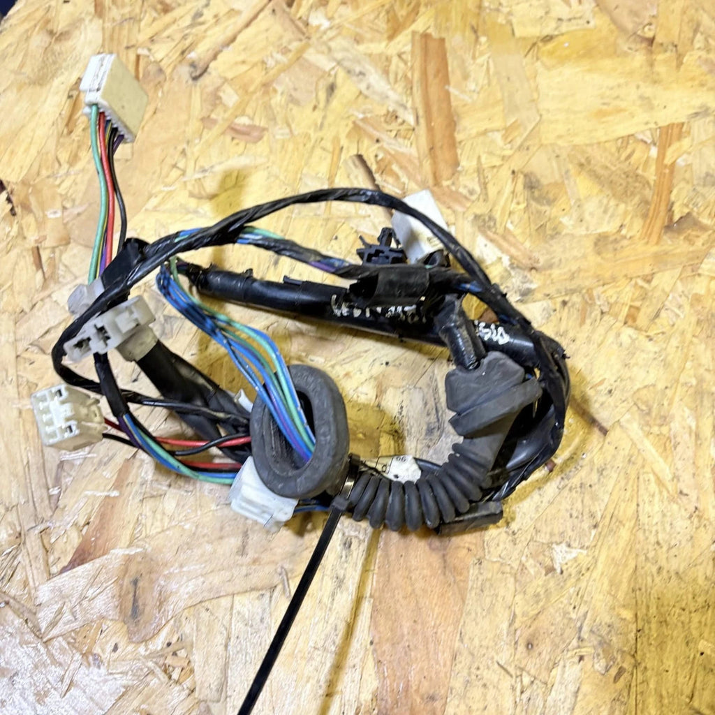 Daihatsu Sirion M300/Passo KGC10 Rear RH Door Wiring Loom 82153B1020 2006-2010