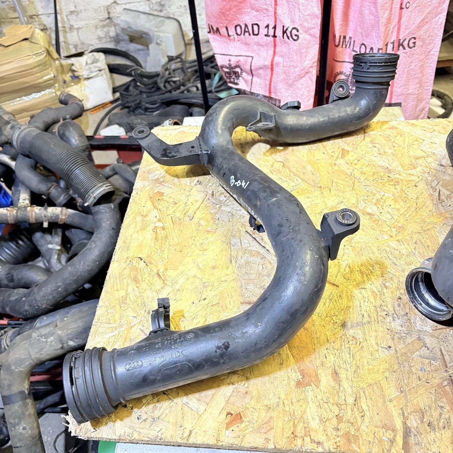 VW GOLF MK5 1K (2009) INTERCOOLER HOSE PIPE 1K0145770AA 1K0145770AA