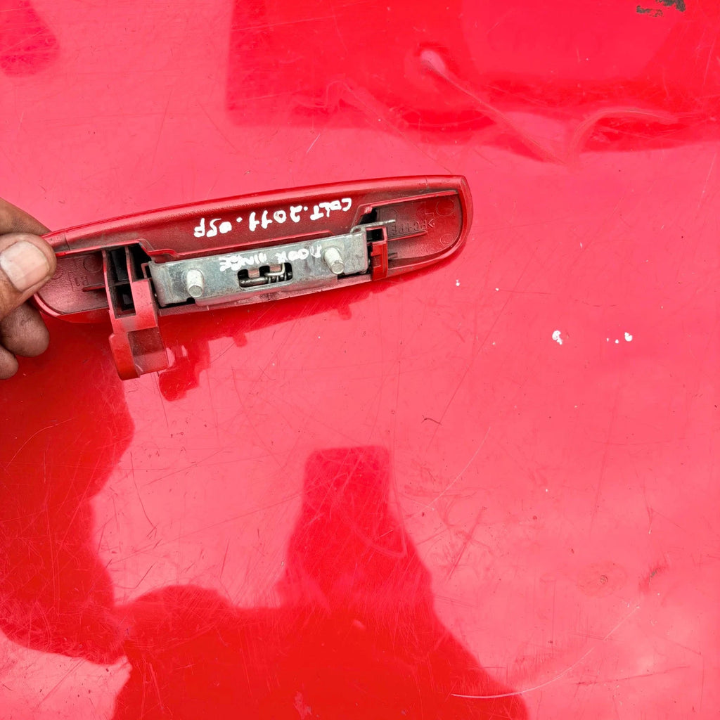 Mitsubishi Colt Front Right Door Handle Red Driver Side 2004-2012