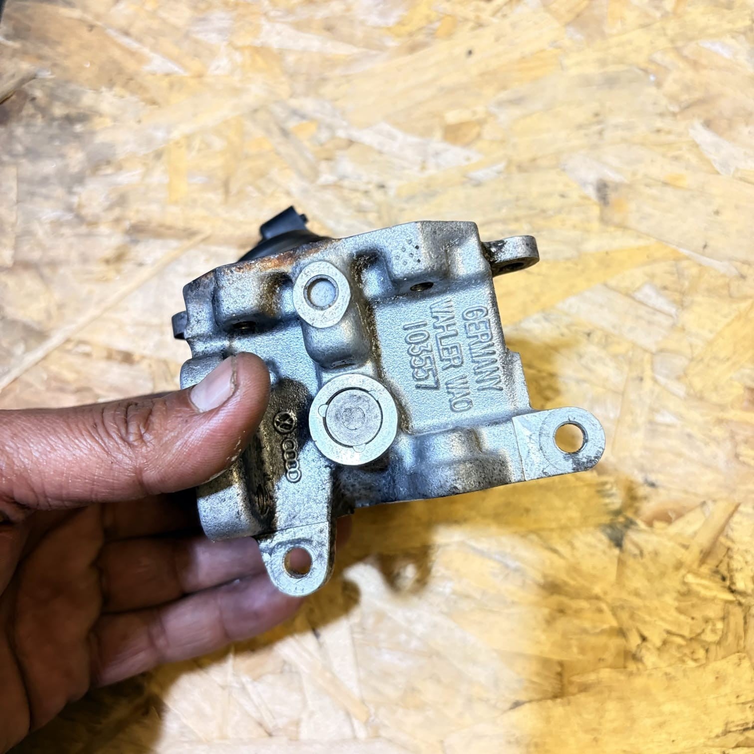 103557 BUTTERFLY VALVE EGR VOLKSWAGEN PASSAT 2.0 D 103KW 6M 5P (2006) PARTS