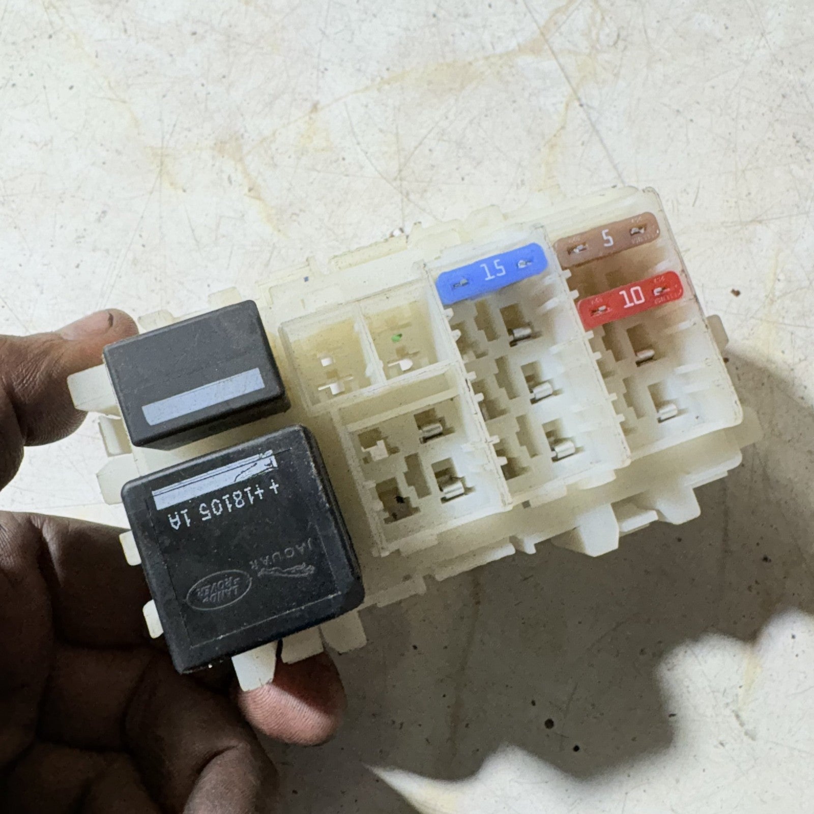 2007 Land Rover Freelander 2 LR2 L359 Fuse Box Relay Block Junction Unit