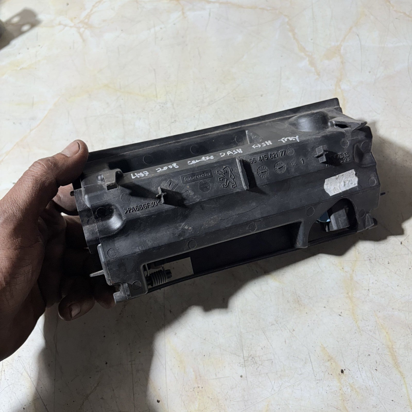 Peugeot 407 407 SW Central Ashtray Grey 9644562177 Centre Console 2004-2011
