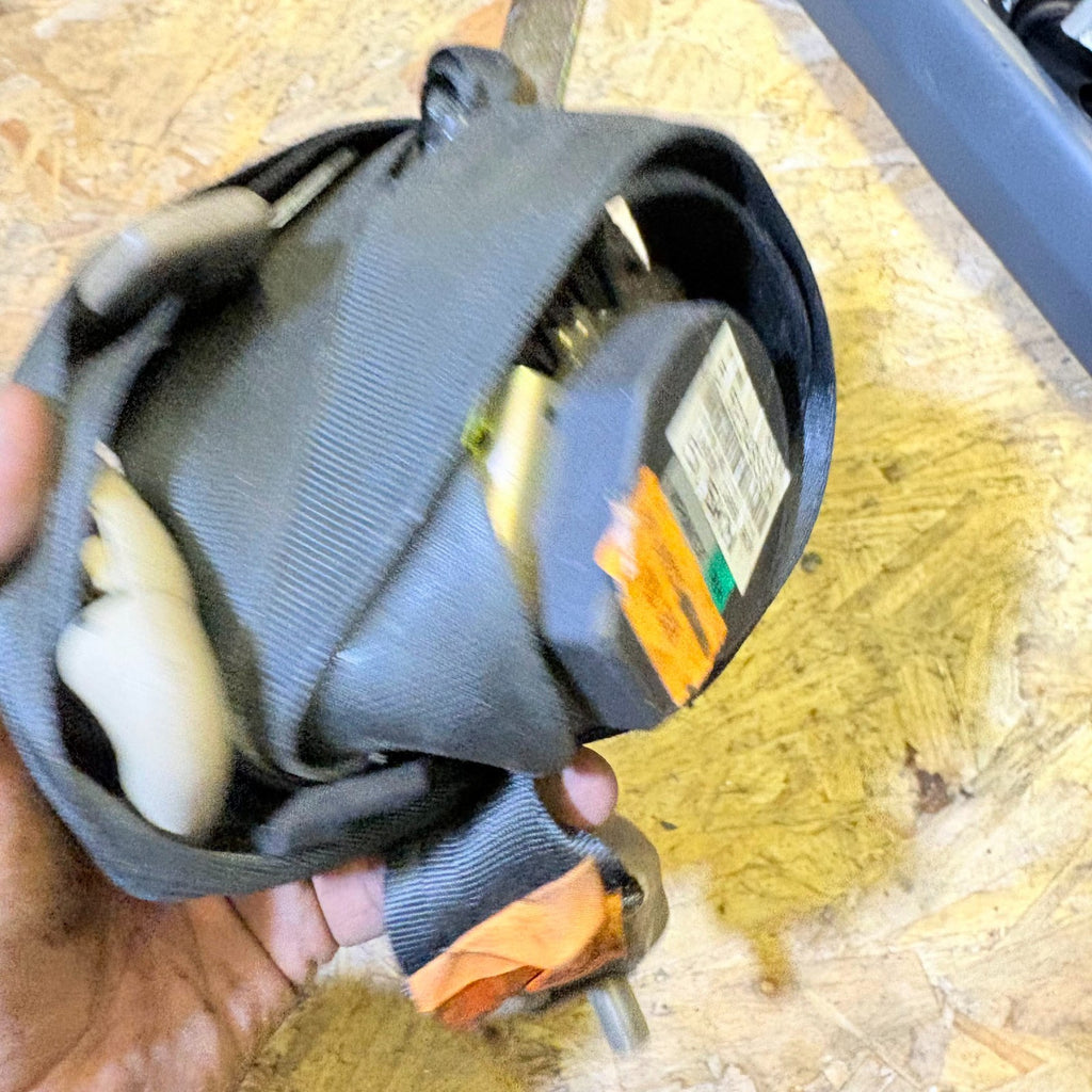 Proton 2004-2012 DRIVERS FRONT RIGHT DRIVER SIDE SEAT BELT 5152348SGA