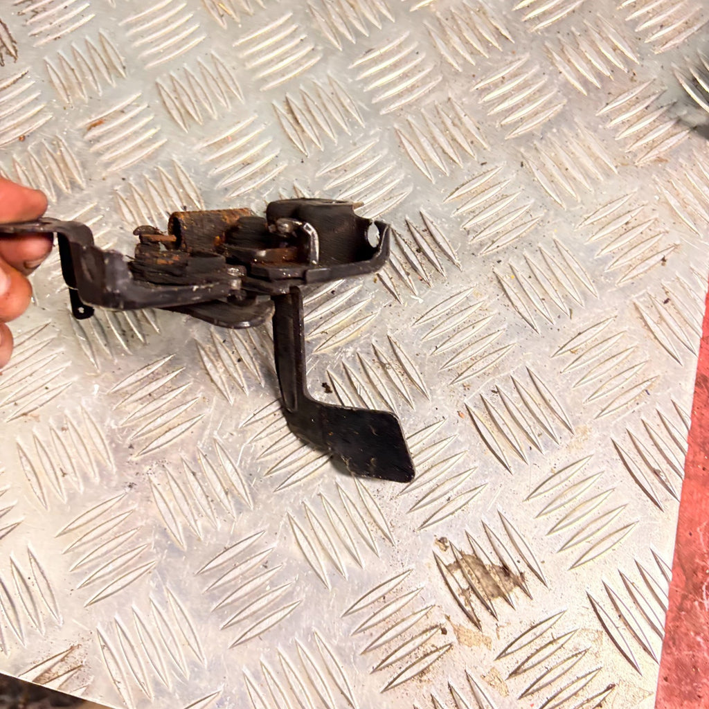 Dodge Caliber 2007-2012 Front Bonnet Hood Lock Latch Catch 5 Door Non-SRT