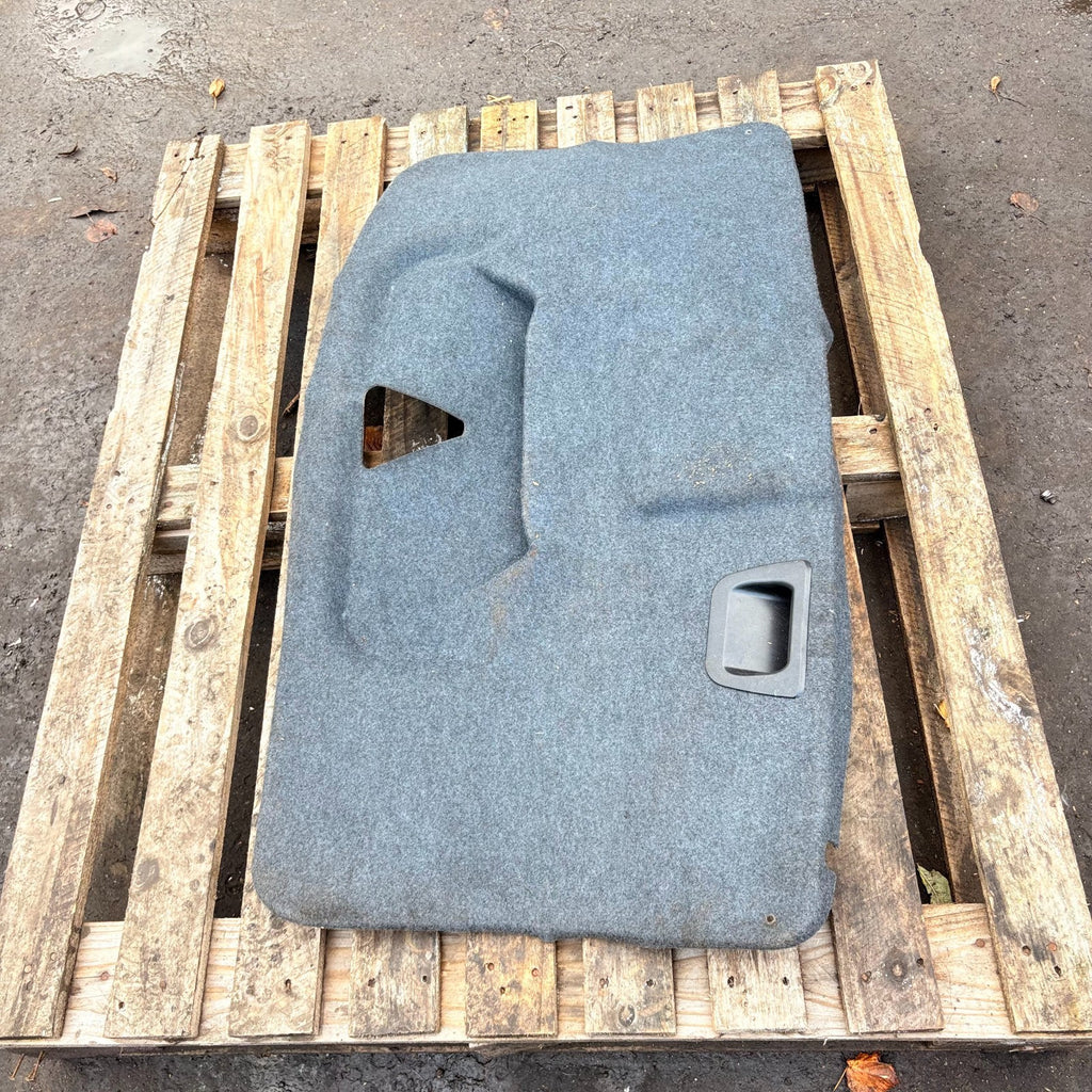 2002-2004 Audi A6 Boot Lid Trim