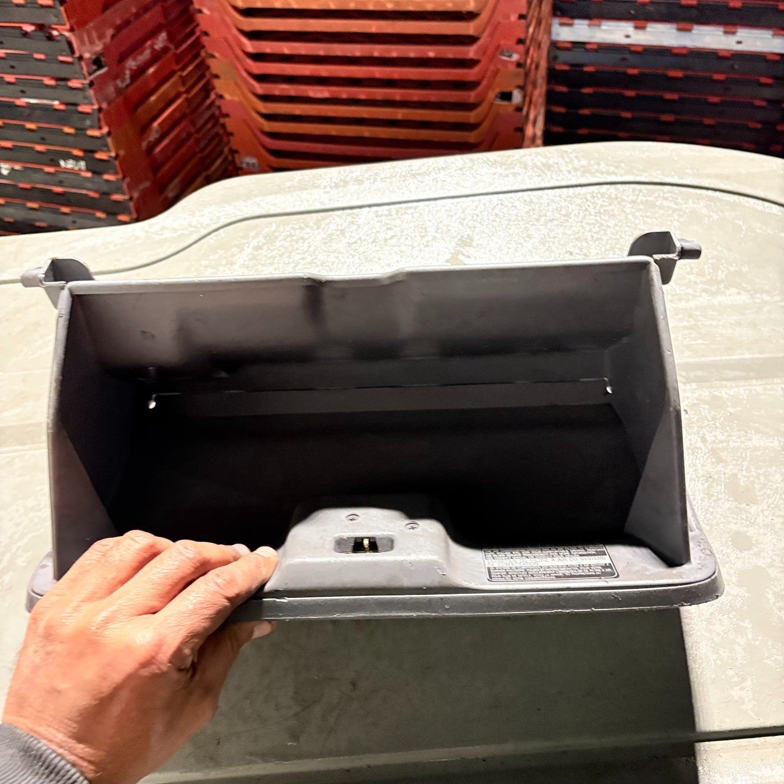 Toyota RAV4 Mk2 XA20 Glovebox Compartment Door Grey 05/2000-11/2005 55550-42030