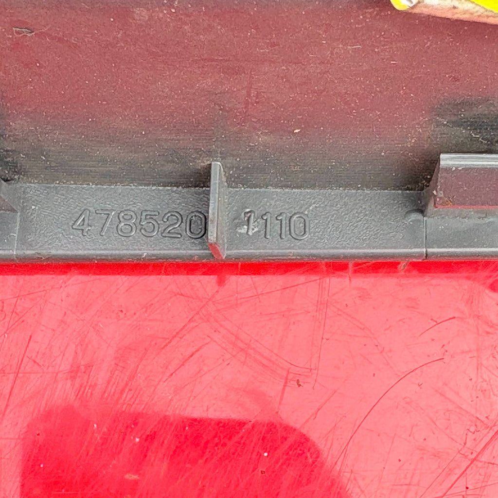 KIA SORENTO DOOR ELECTRIC WINDOW SWITCH LEFT REAR N/S/R 478520-1110