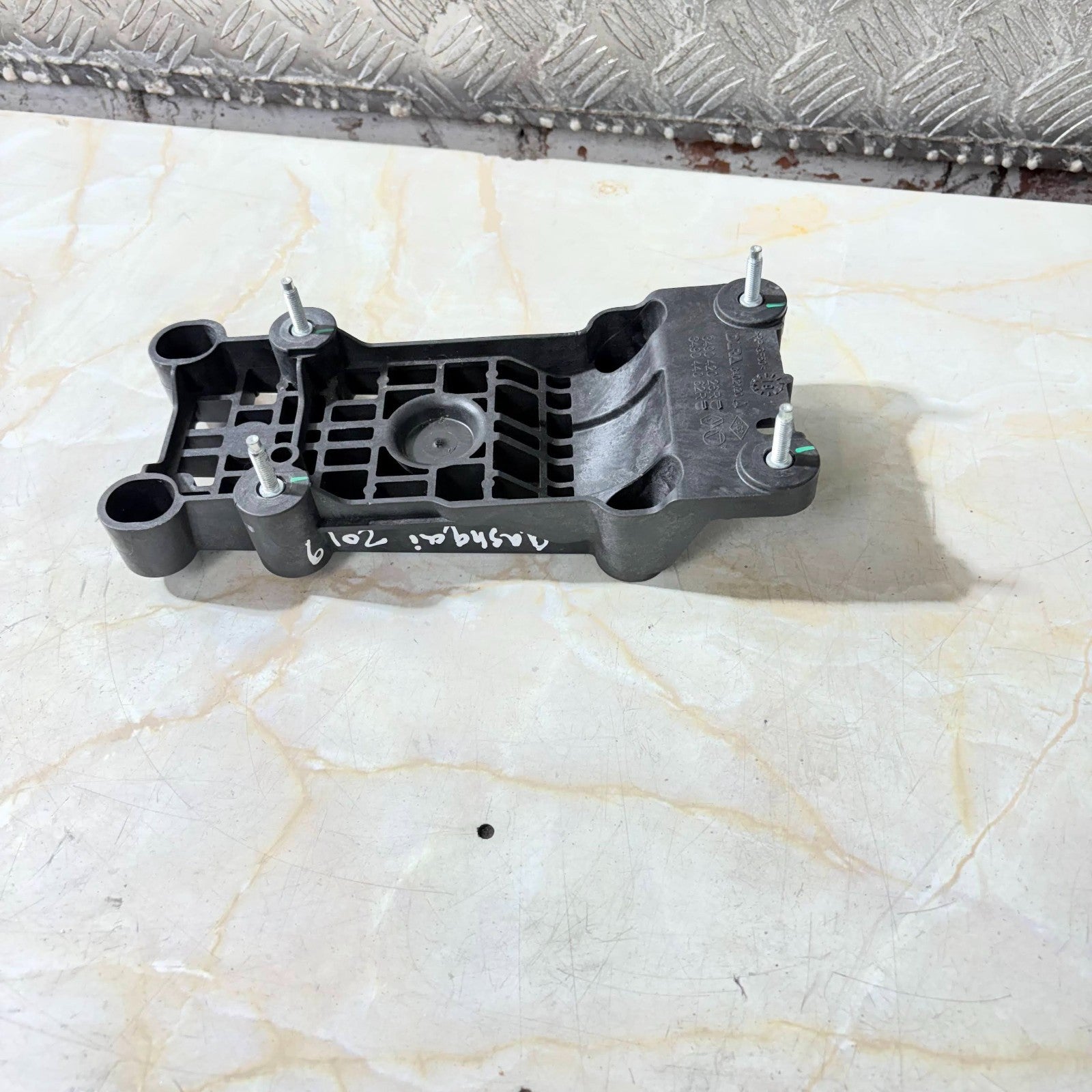 Nissan Qashqai J11 Facelift 2017-2020 Manual Gear Selector Bracket 3402120A