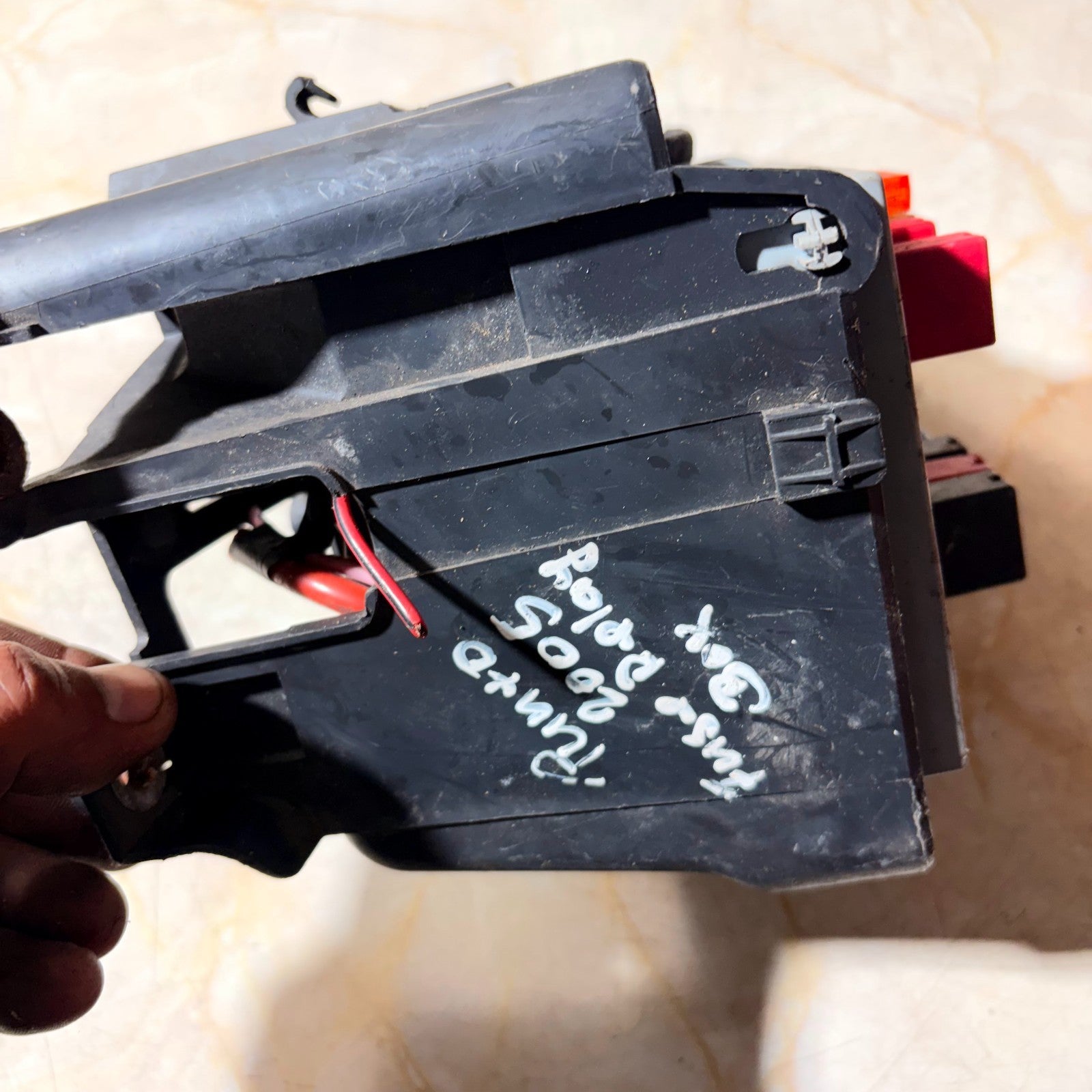 2005 FIAT PUNTO FUSE BOX