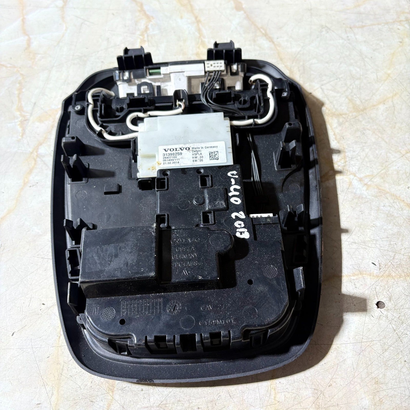 31398259 Volvo V40 5 Door 2012-2019 Front Headliner Roof Reading Light Panel