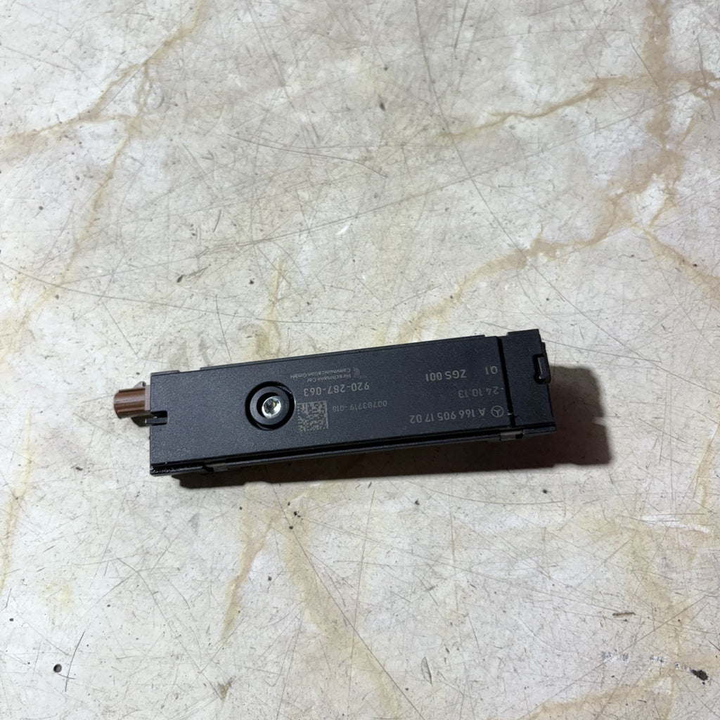 Mercedes AMG W205 W176 W166 Antenna Amplifier Noise Filter Antenna 1669051702