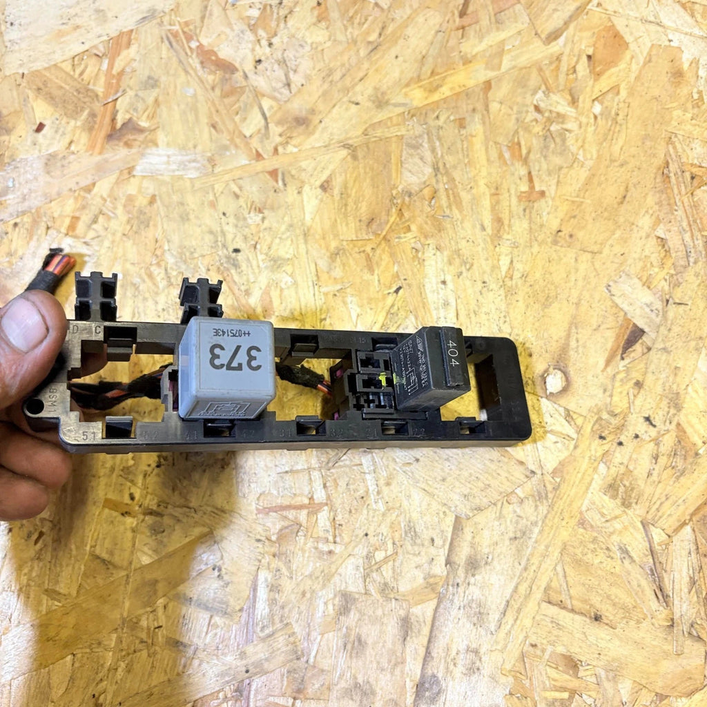 Audi A3/S3 8P Relay Plate Fuse Box Carrier 1K2937503A 2004-2013 Inc Cabriolet