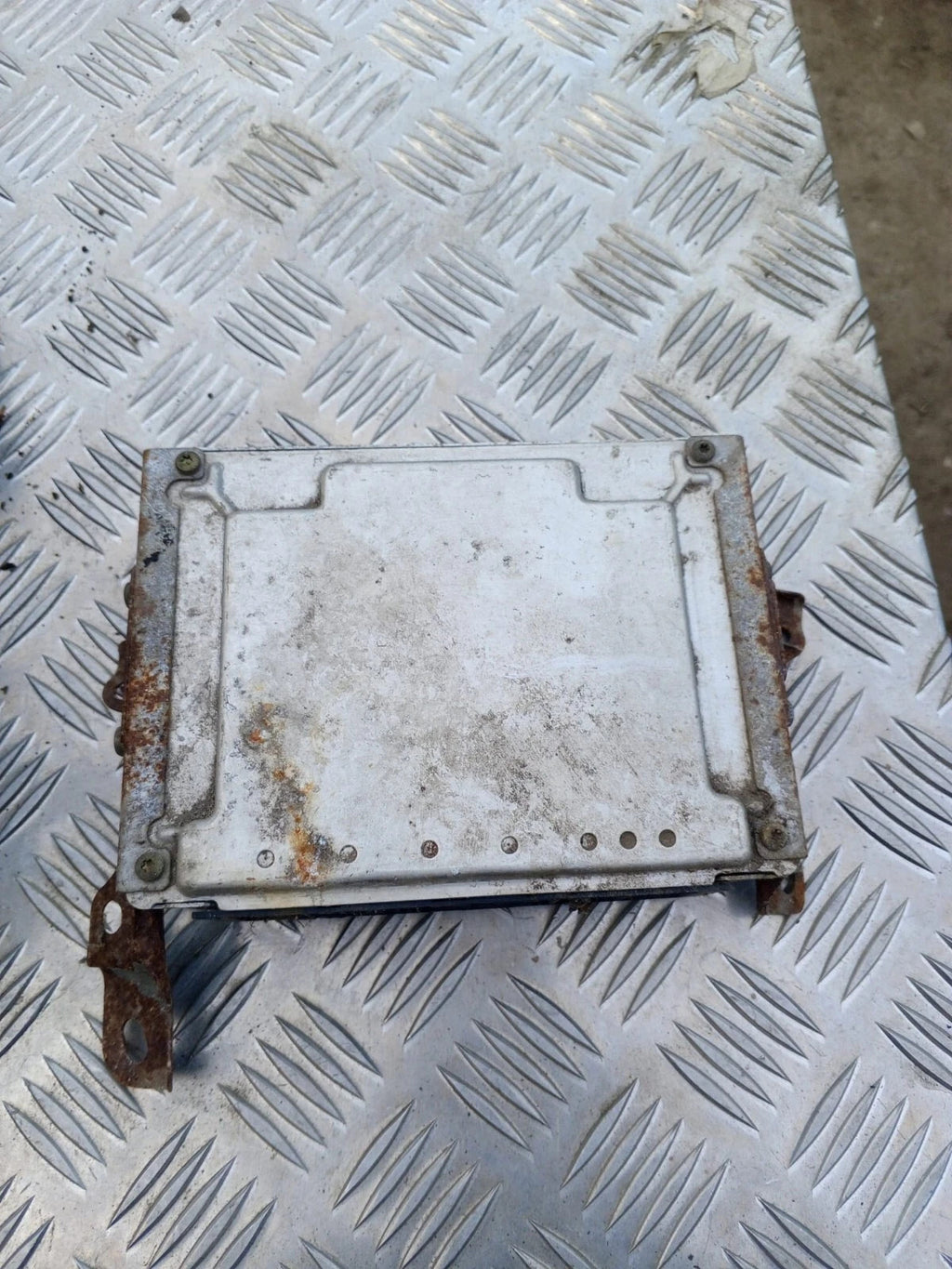 2000 TOYOTA COROLLA 1.4 ENGINE CONTROL UNIT ECU 89661-02660