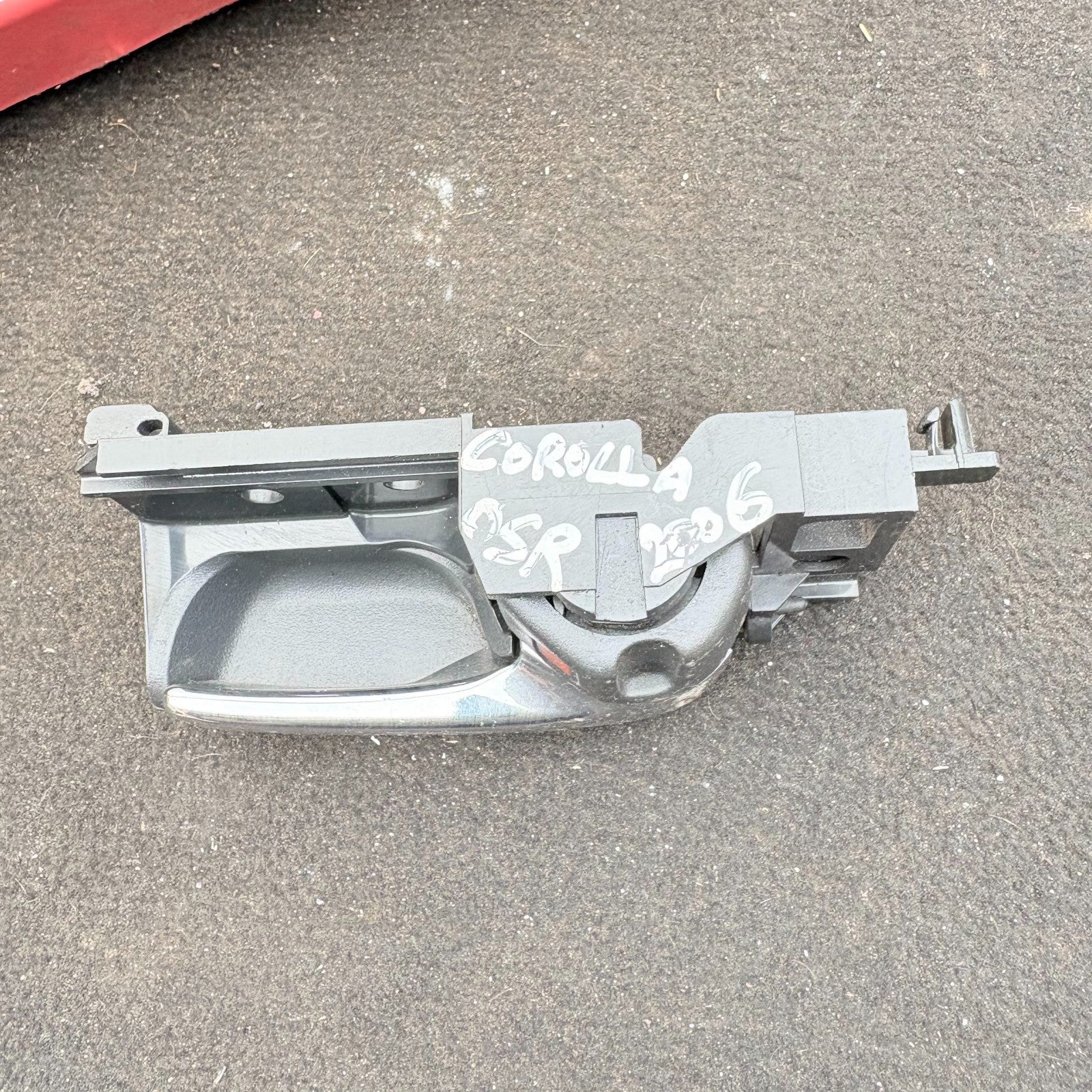 Toyota Corolla Right Driver Offside Rear Inner Door Handle Mk1 2004-2009